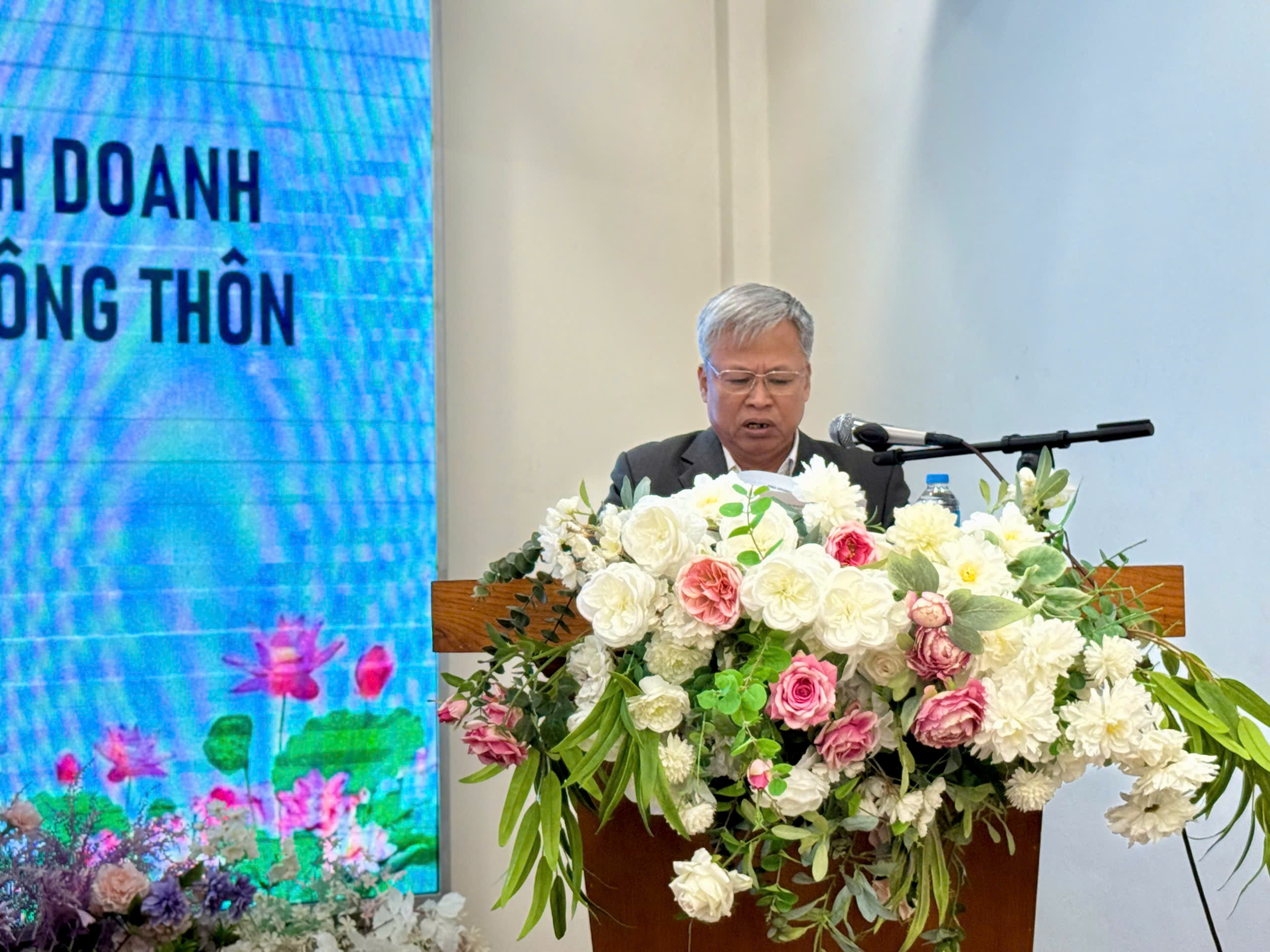 Kết nối với các sàn thương mại điện tử lớn, tạo cầu nối trực tiếp giữa làng nghề và thị trường quốc tế - ảnh 2