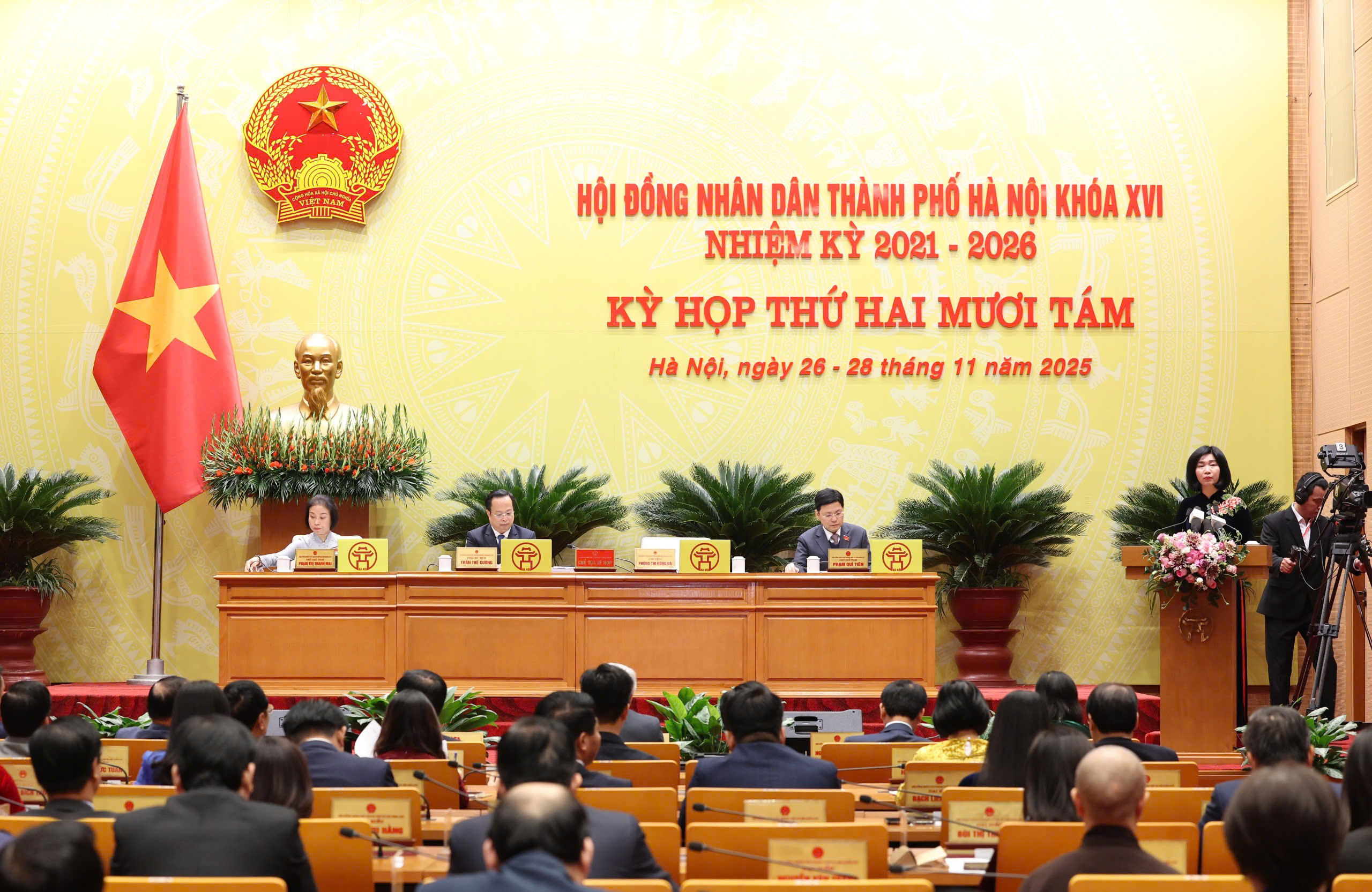 HĐND thành phố Hà Nội khai mạc kỳ họp thứ 28: Chủ động, khẩn trương cho các quyết sách năm 2026 - ảnh 5