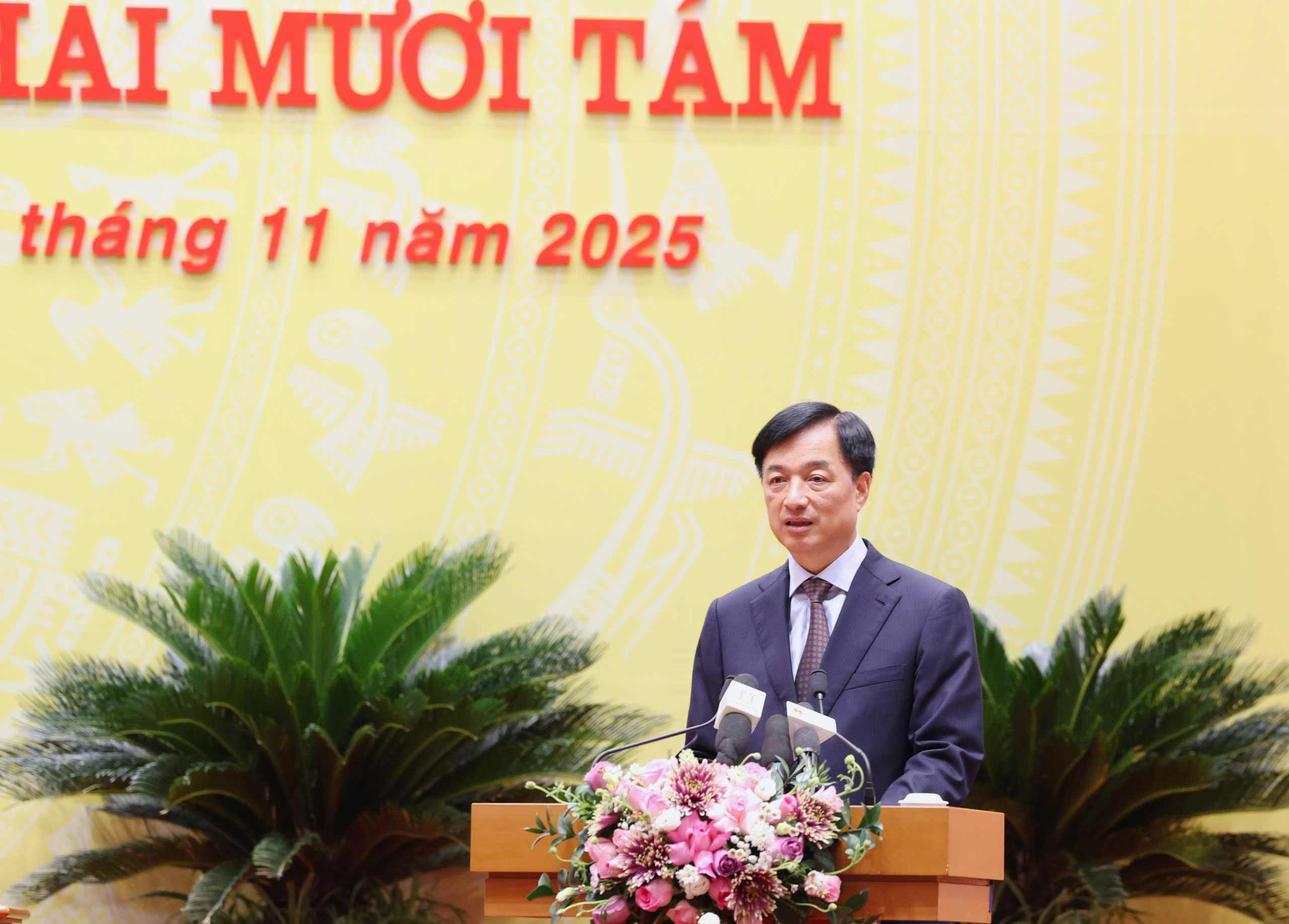 Đổi mới tư duy, hành động để đưa Thủ đô phát triển mạnh mẽ trong kỷ nguyên mới - ảnh 1