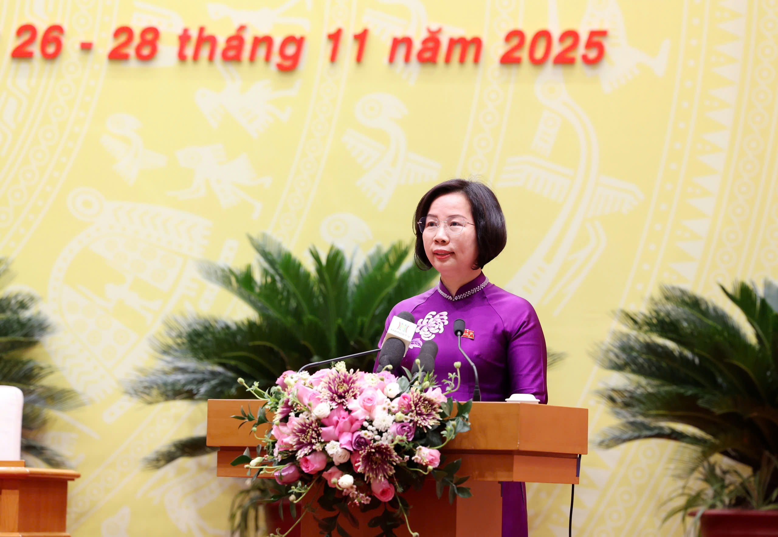 Cử tri đề nghị UBND TP Hà Nội có giải pháp hữu hiệu khắc phục ô nhiễm không khí, nguồn nước, thu gom và xử lý rác thải - ảnh 1