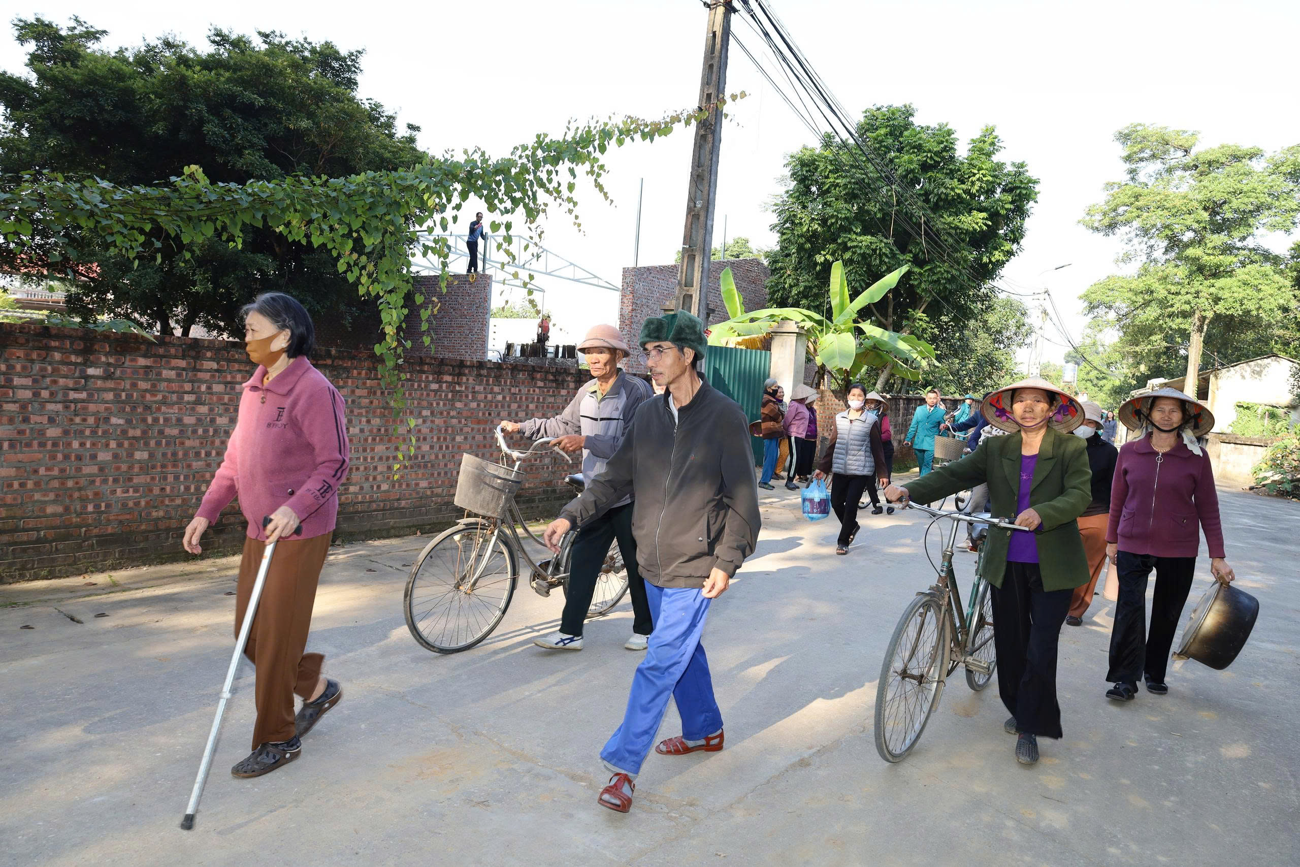 Phường Tùng Thiện thực hành xử lý một số tình huống trong công tác phòng, chống thiên tai - ảnh 4