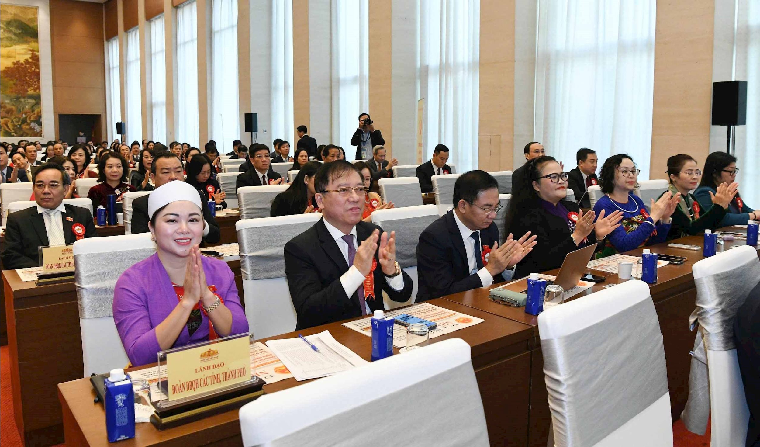 Khai mạc trọng thể Đại hội thi đua yêu nước Ủy ban Thường vụ Quốc hội lần thứ I - ảnh 7