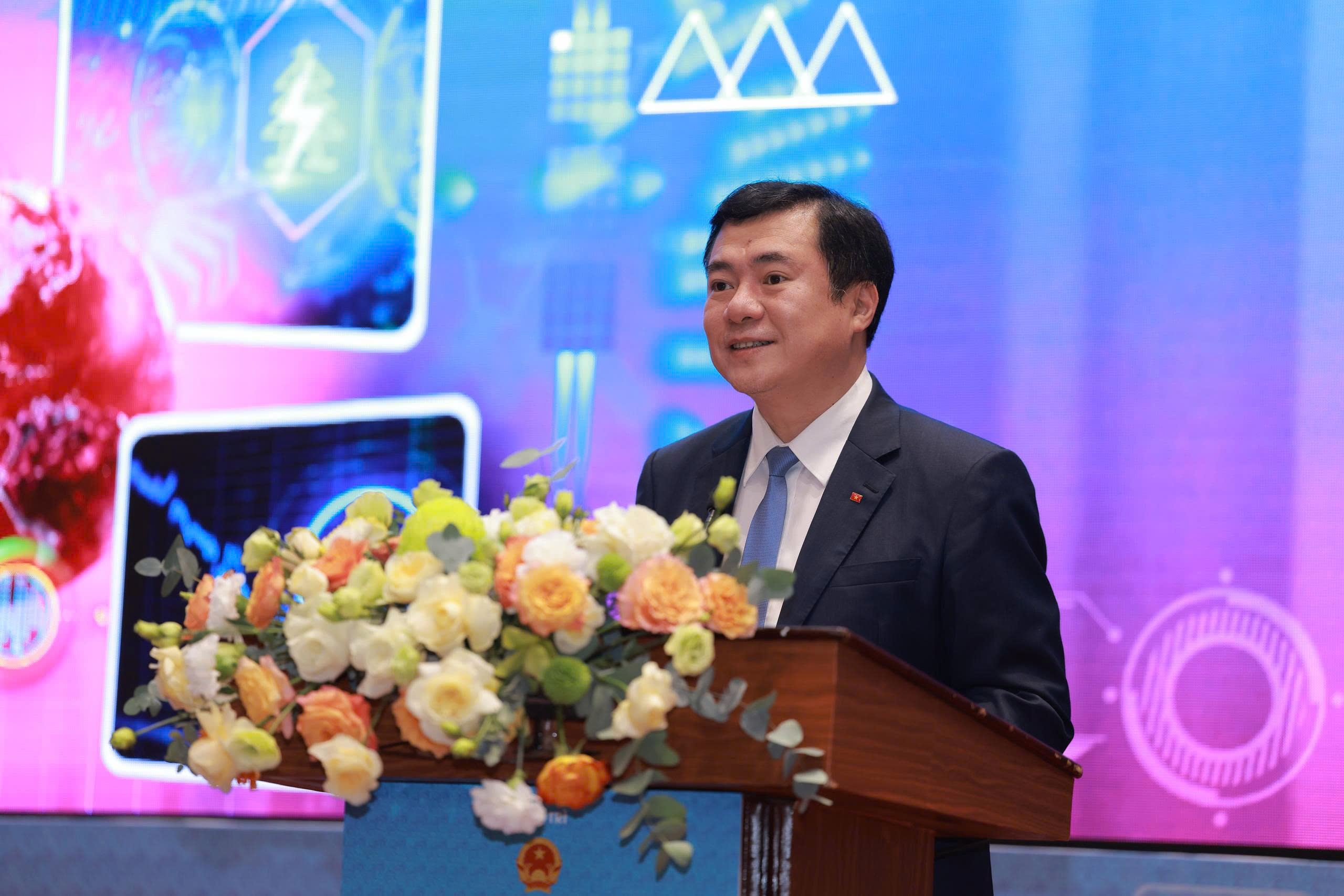 Xác lập tầm nhìn chuyển đổi số - xanh hóa tăng trưởng đến năm 2030 - ảnh 1