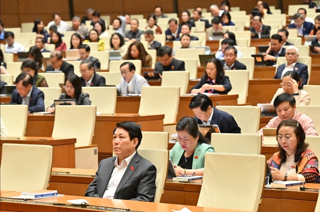 Quốc hội thông qua Luật Báo chí (sửa đổi) - ảnh 1