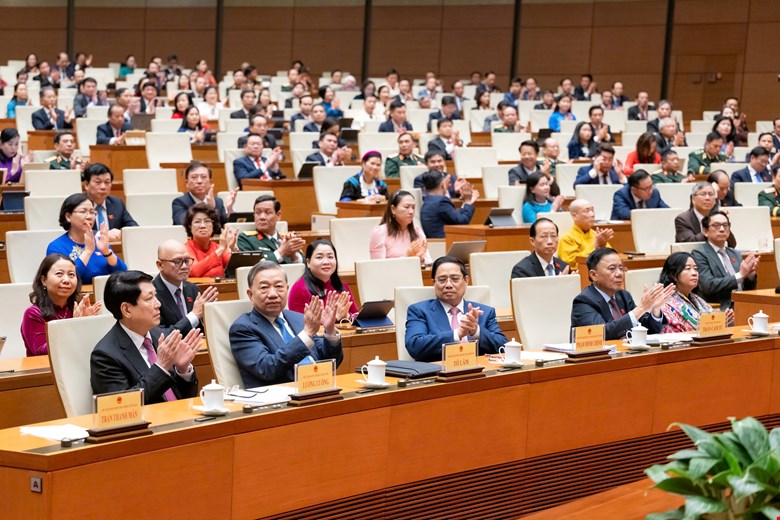 Bế mạc kỳ họp thứ 10: Quốc hội đã thông qua 51 luật, 39 nghị quyết - ảnh 2