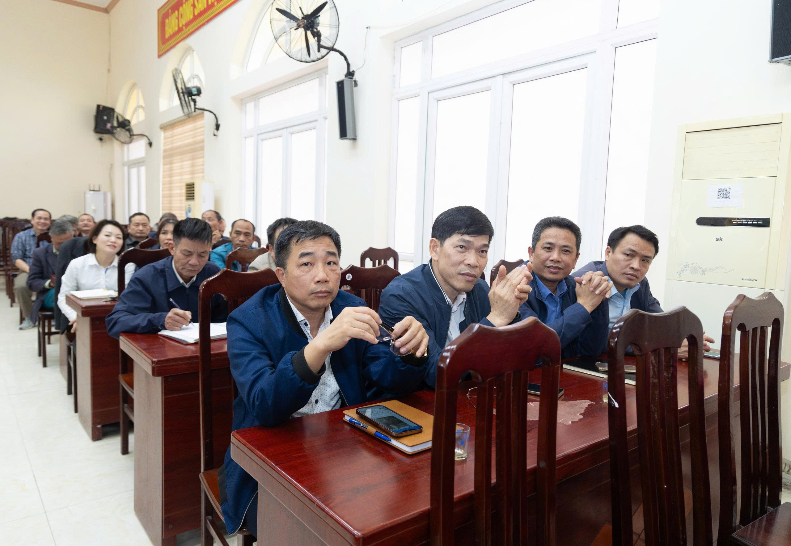 Đảng bộ xã Ứng Thiên đổi mới phương thức lãnh đạo, hướng tới phát triển bền vững - ảnh 3