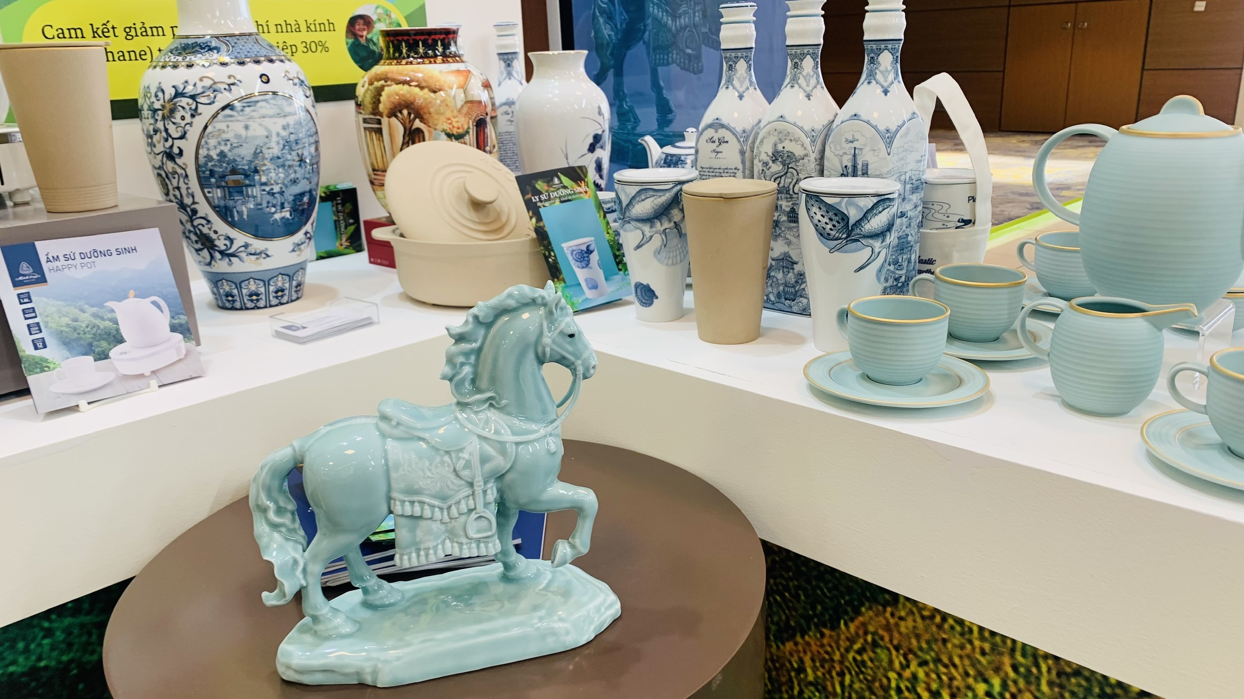 Minh Long giới thiệu bộ sưu tập tượng ngựa phục vụ Tết 2026 tại Đại hội Thi đua yêu nước toàn quốc - ảnh 3