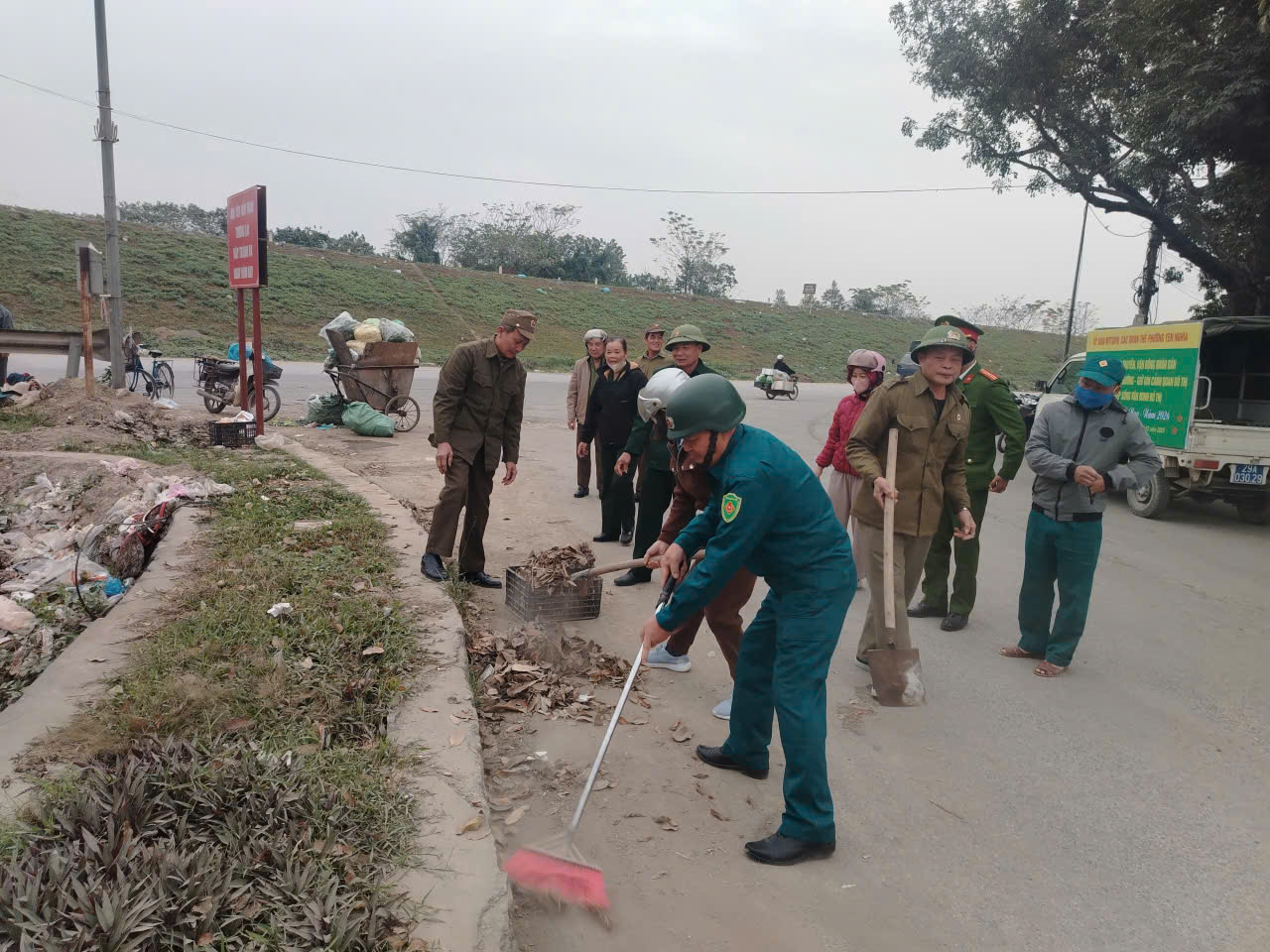 Phường Yên Nghĩa ra quân tổng vệ sinh môi trường mừng Xuân Bính Ngọ  - ảnh 3