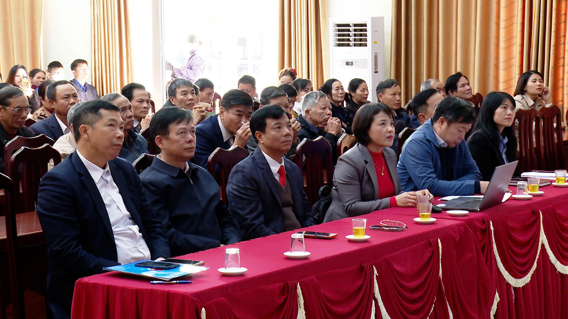 Xã Ứng Hòa phát động phong trào thi đua năm 2026 chào mừng các ngày lễ lớn - ảnh 1