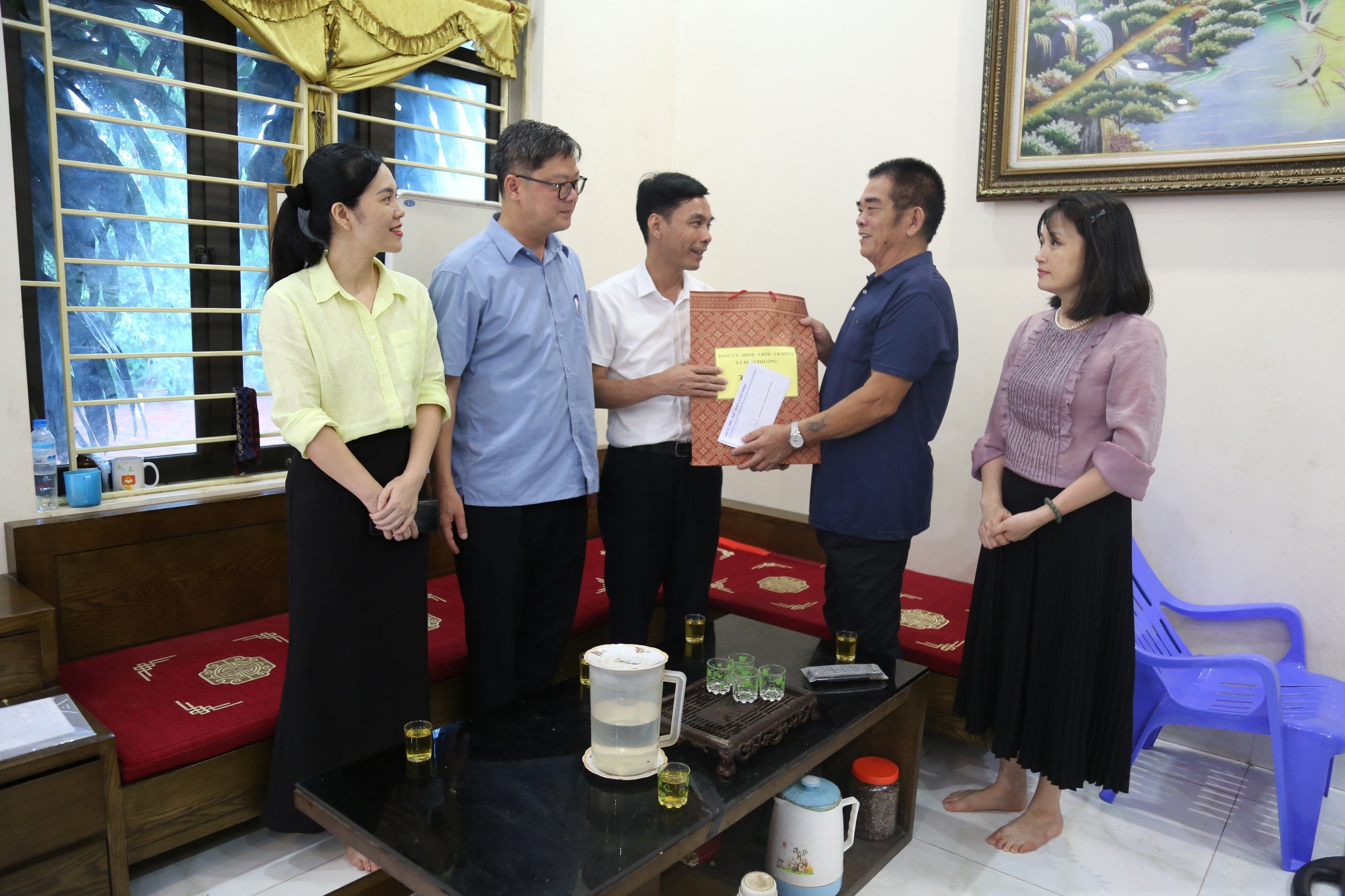 Giữ vững kỷ cương, phát huy đoàn kết, tạo nền tảng để xã Đoài Phương vững bước vào kỷ nguyên phát triển mới  - ảnh 4