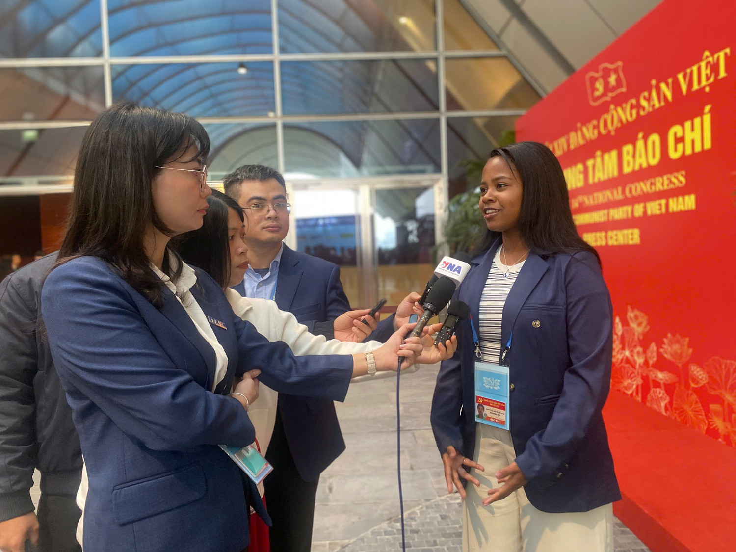 Phóng viên báo Granma: Tham gia tác nghiệp tại Đại hội XIV là trải nghiệm tuyệt vời - ảnh 1