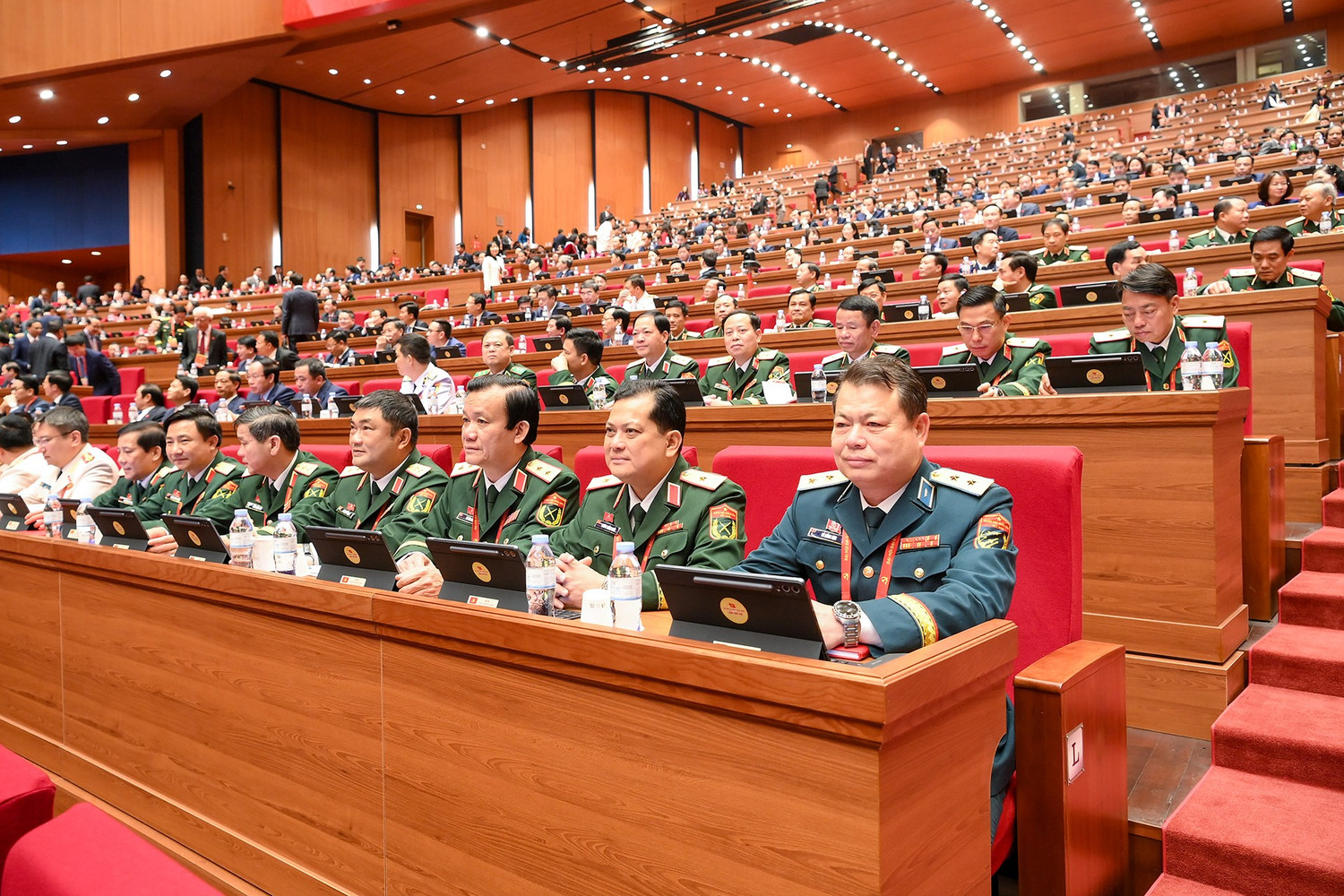 Xây dựng Chính phủ kiến tạo phát triển, liêm chính, hành động quyết liệt, phục vụ nhân dân - ảnh 3