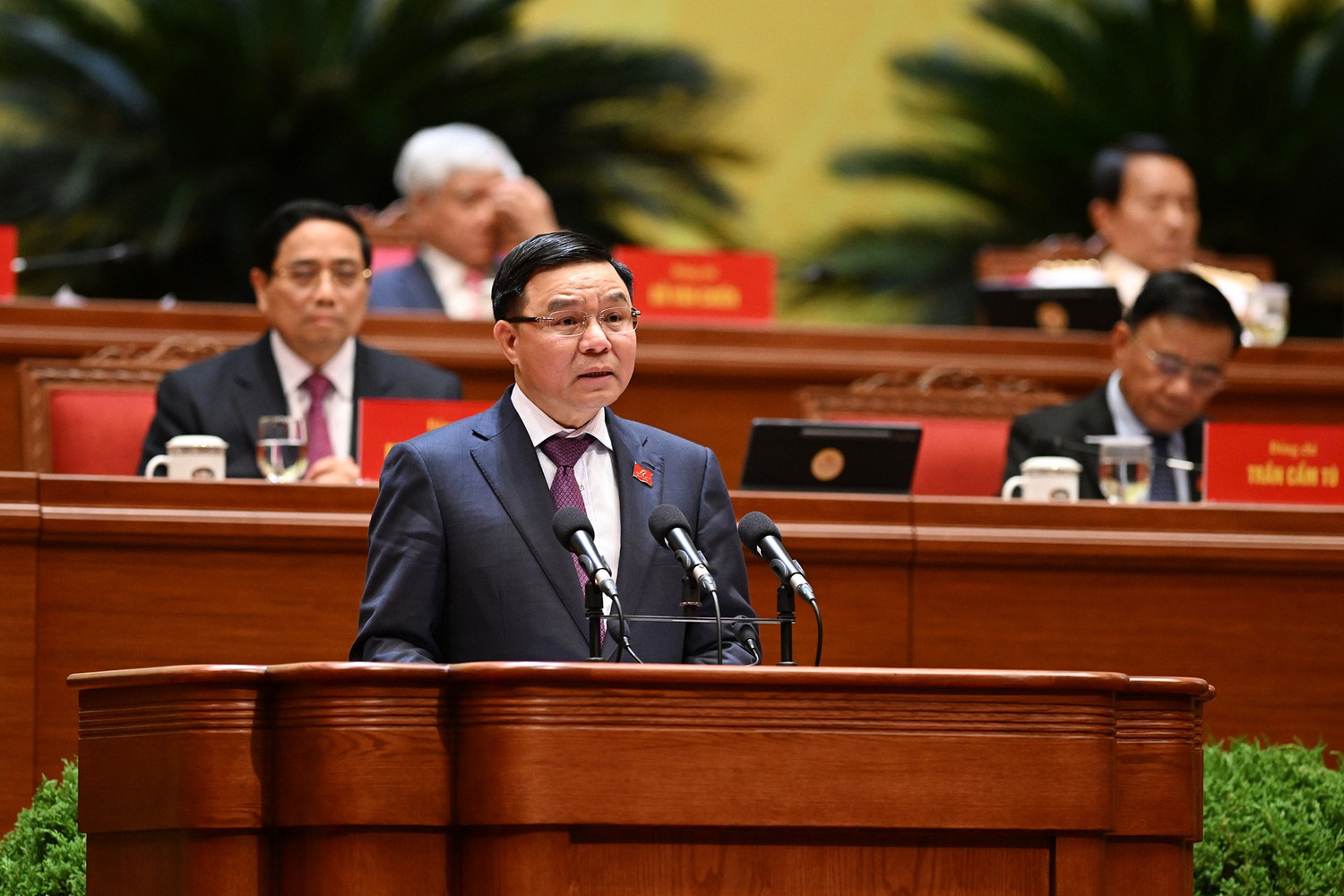 Tạo môi trường đầu tư kinh doanh thuận lợi, tháo gỡ điểm nghẽn, huy động nguồn lực - ảnh 1