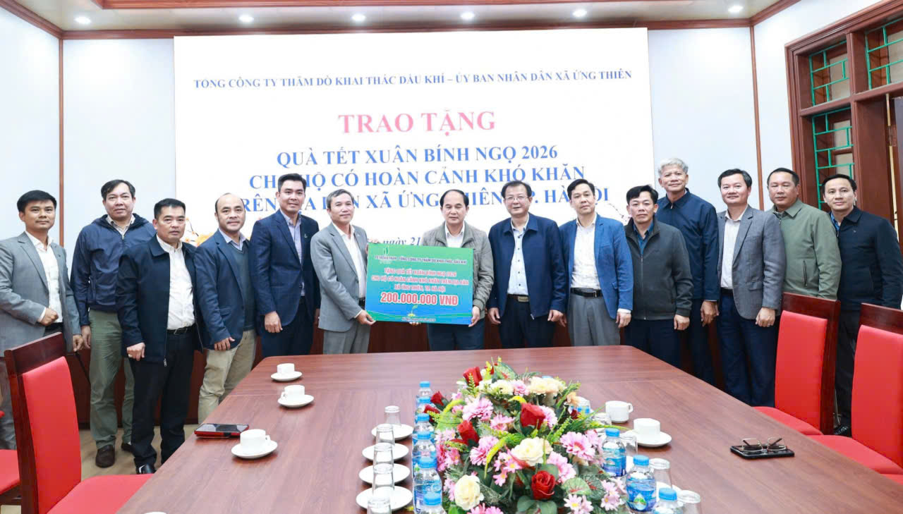 Xã Ứng Thiên tiếp nhận kinh phí 200 triệu đồng hỗ trợ Tết Bính Ngọ 2026 cho các hộ gia đình có hoàn cảnh khó khăn - ảnh 3