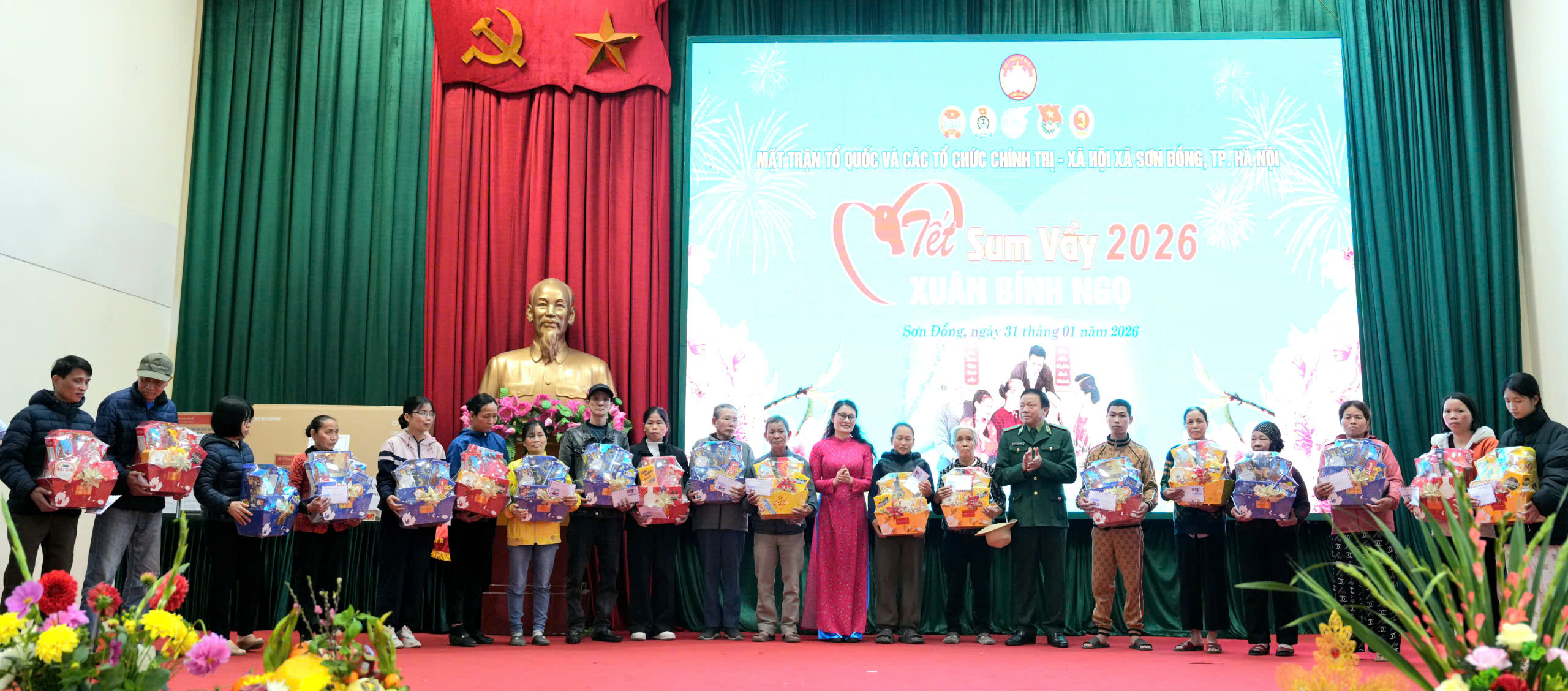 Sơn Đồng: Ấm áp chương trình “Tết sum vầy – Xuân Bính Ngọ 2026” - ảnh 2