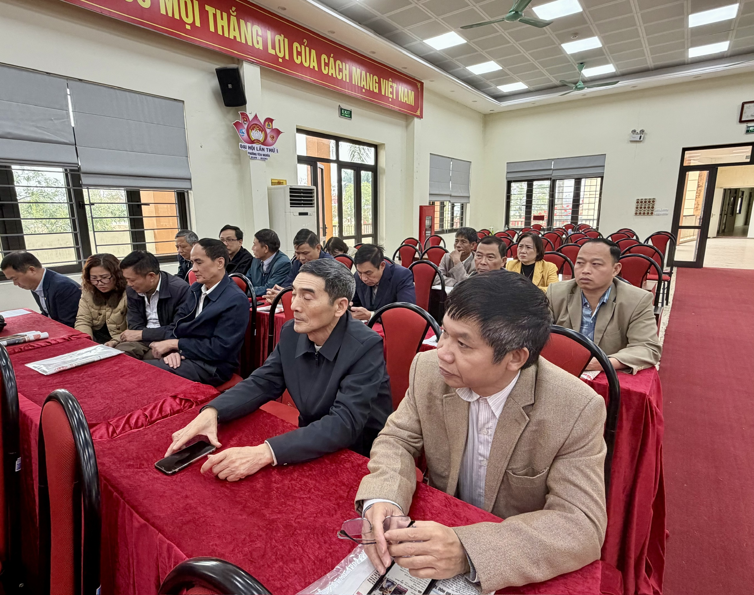 Phường Yên Nghĩa: Giới thiệu 42 người ứng cử đại biểu HĐND phường, 38% đại biểu là nữ - ảnh 4