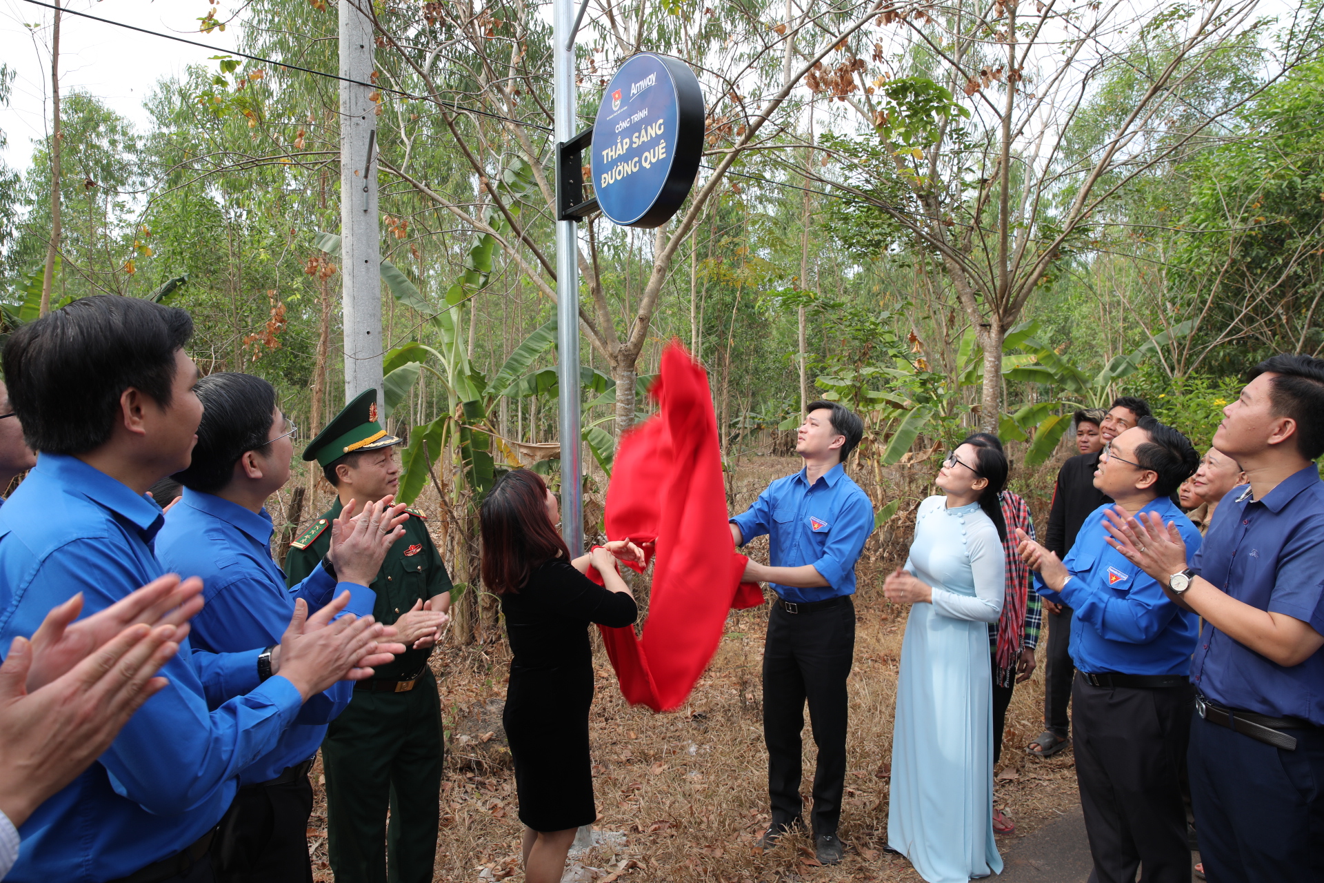 Amway Việt Nam phối hợp với Trung ương Đoàn thực hiện công trình “Luỹ tre biên giới” tại Đồng Nai - ảnh 4