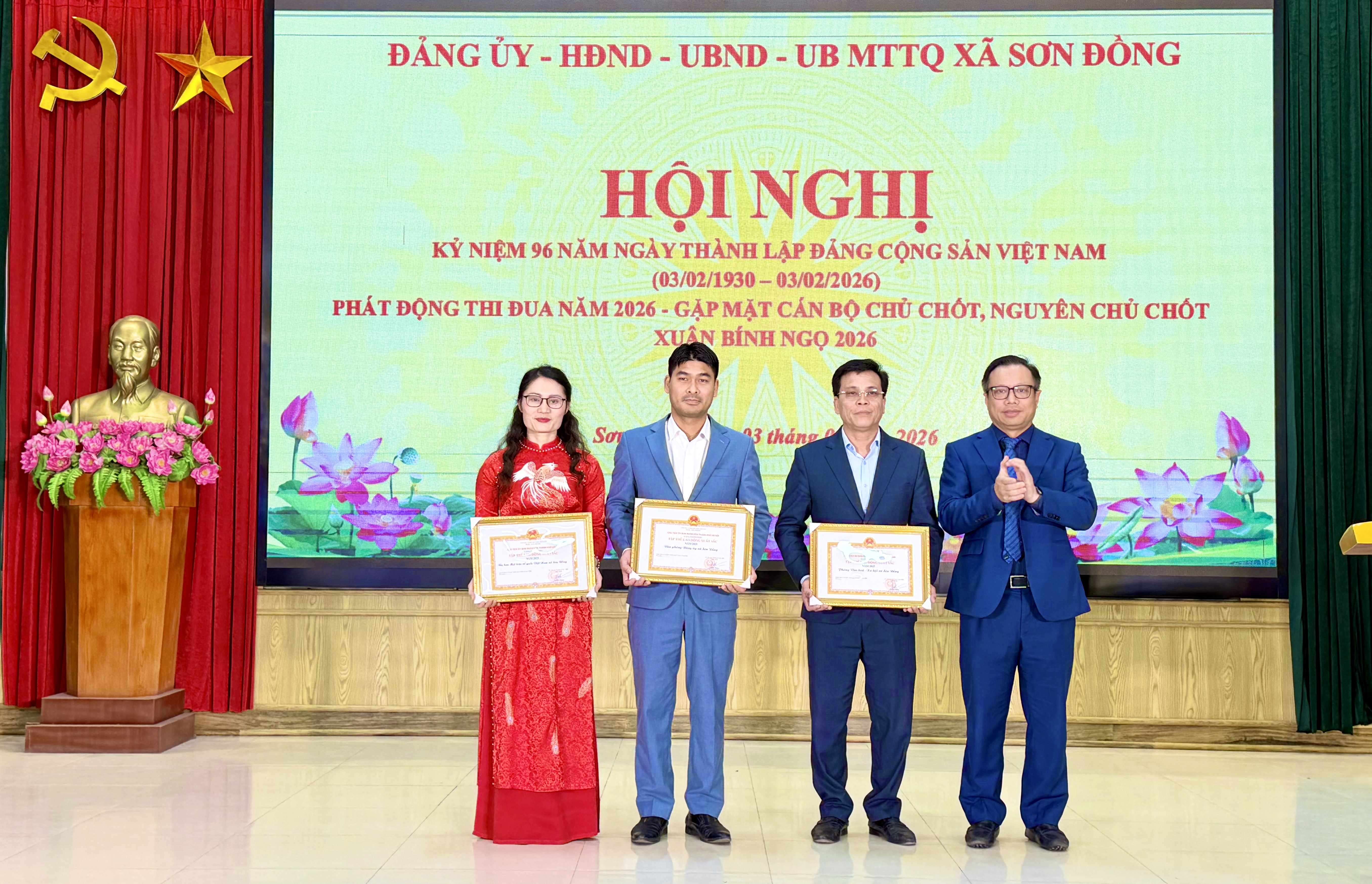 Xã Sơn Đồng: Kỷ niệm 96 năm ngày Thành lập Đảng Cộng sản Việt Nam và phát động thi đua năm 2026 - ảnh 5
