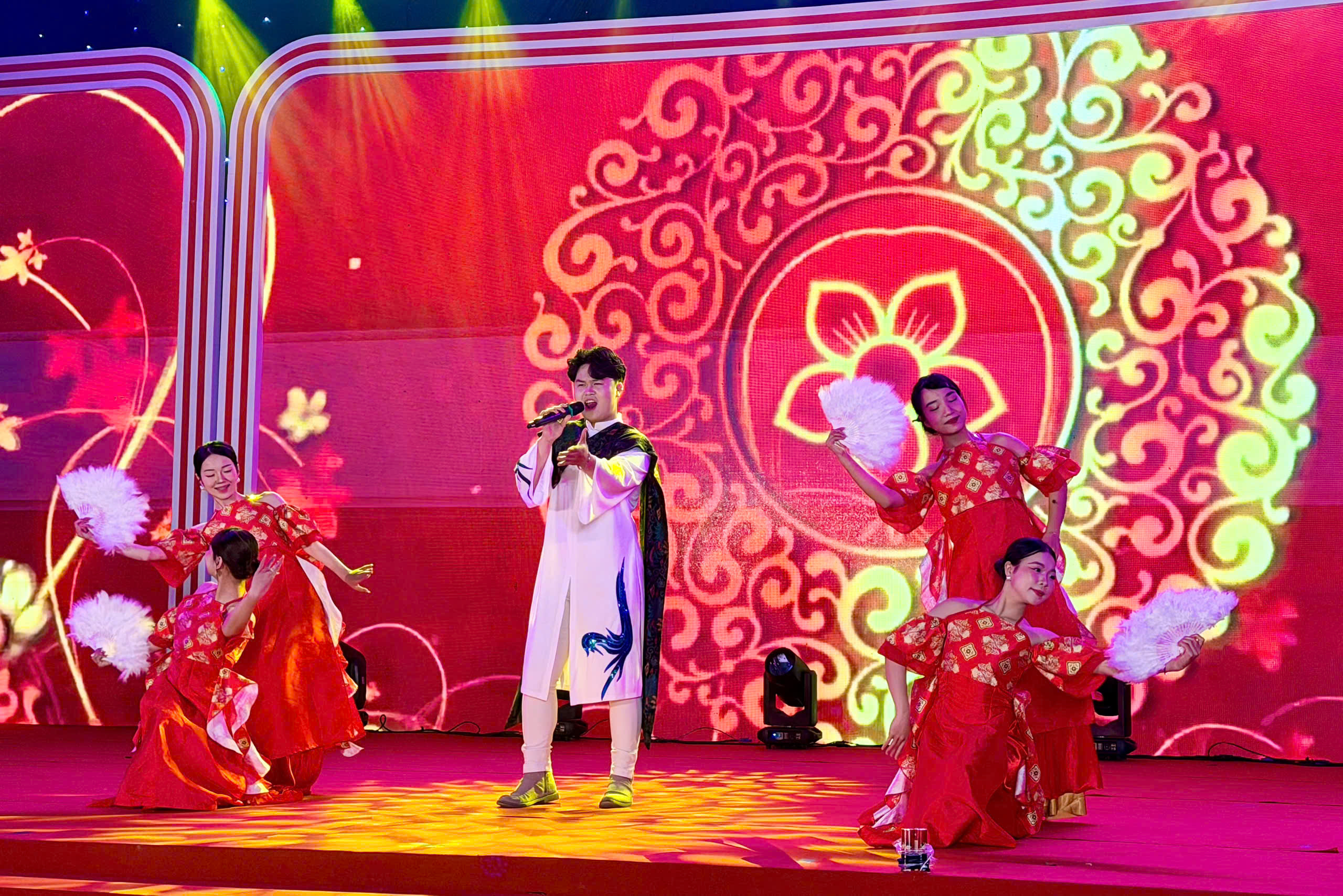 “Xuân Đoàn Viên” mang hàng Việt chất lượng cao về xã Đa Phúc đón Tết Bính Ngọ 2026 - ảnh 16