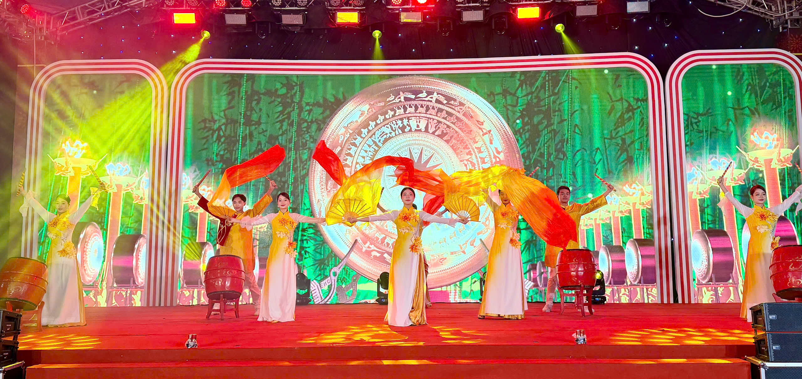 “Xuân Đoàn Viên” mang hàng Việt chất lượng cao về xã Đa Phúc đón Tết Bính Ngọ 2026 - ảnh 2