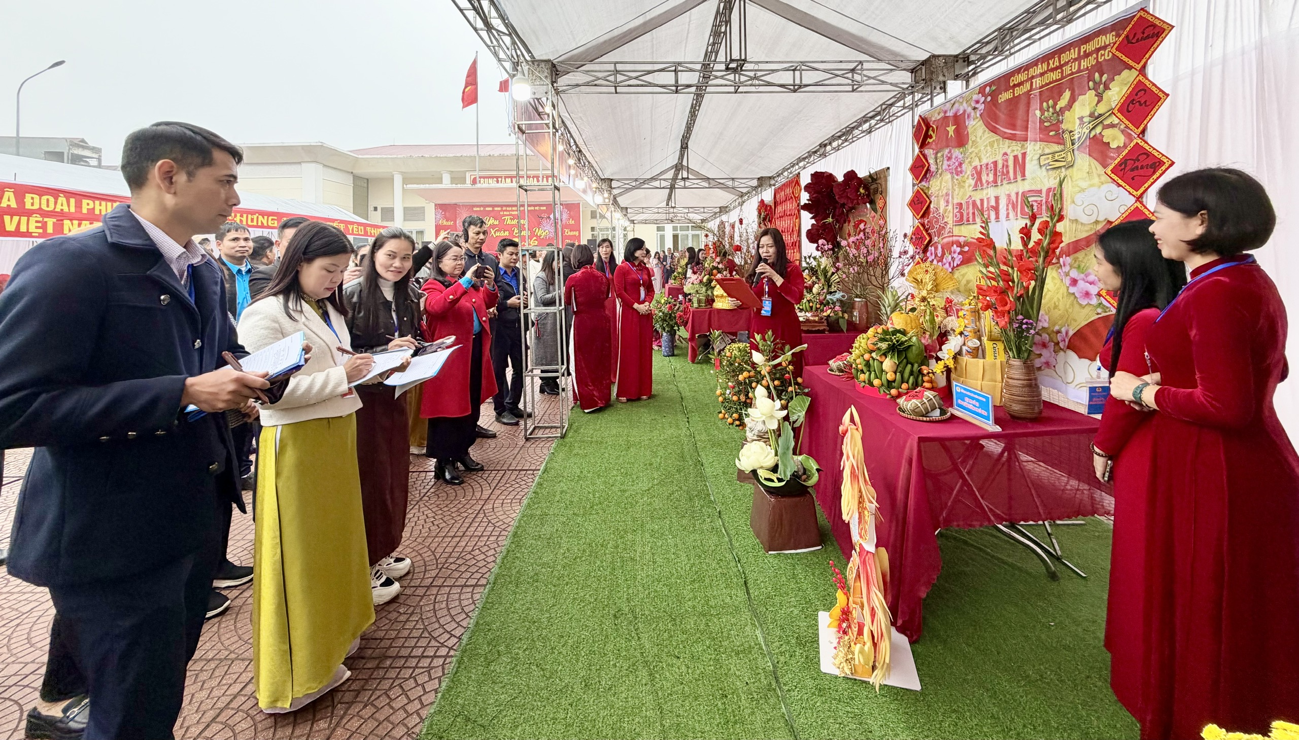  Lan tỏa yêu thương, trao hơn 900 suất quà dịp Xuân Bính Ngọ 2026 - ảnh 16