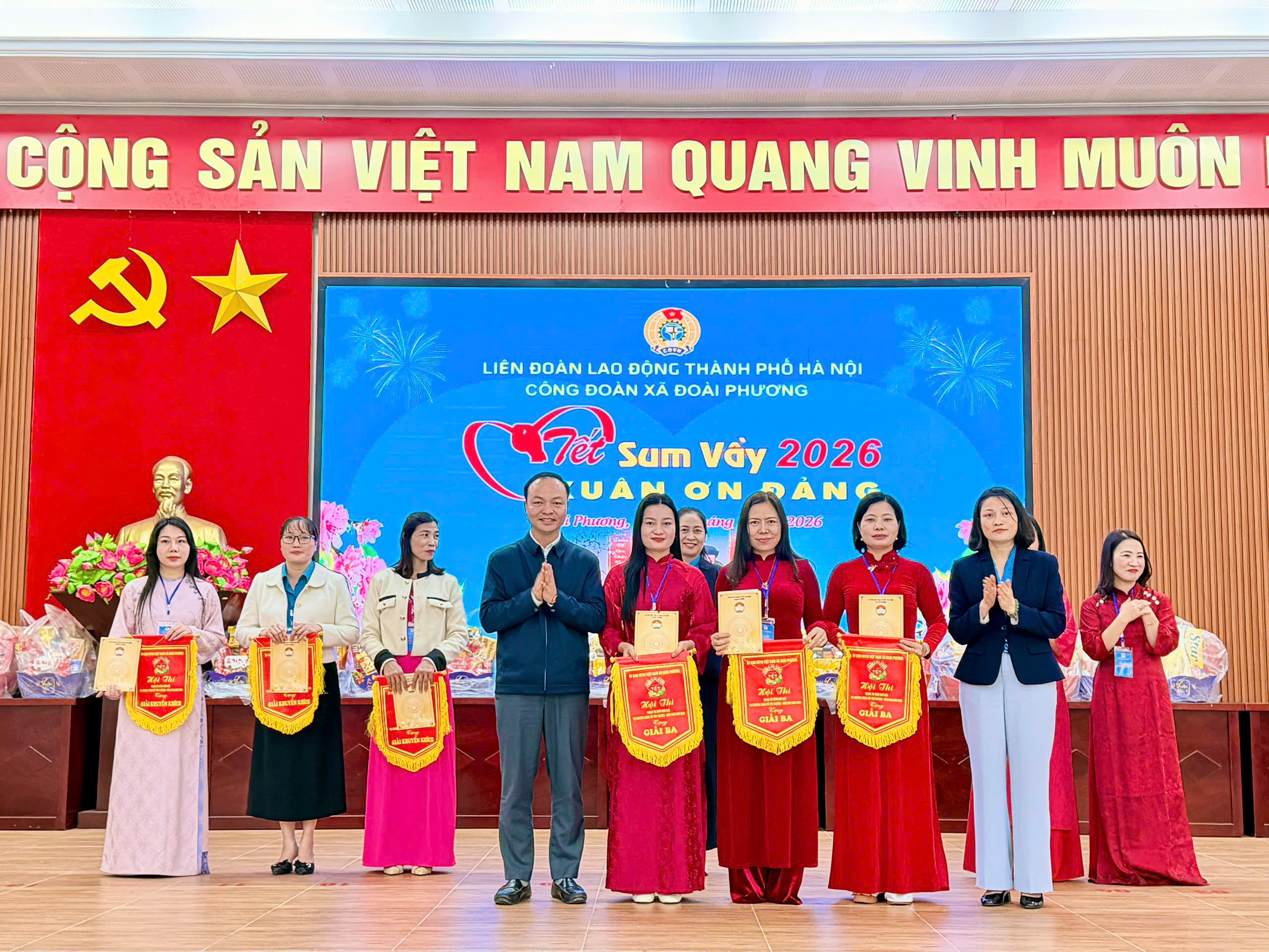  Lan tỏa yêu thương, trao hơn 900 suất quà dịp Xuân Bính Ngọ 2026 - ảnh 19