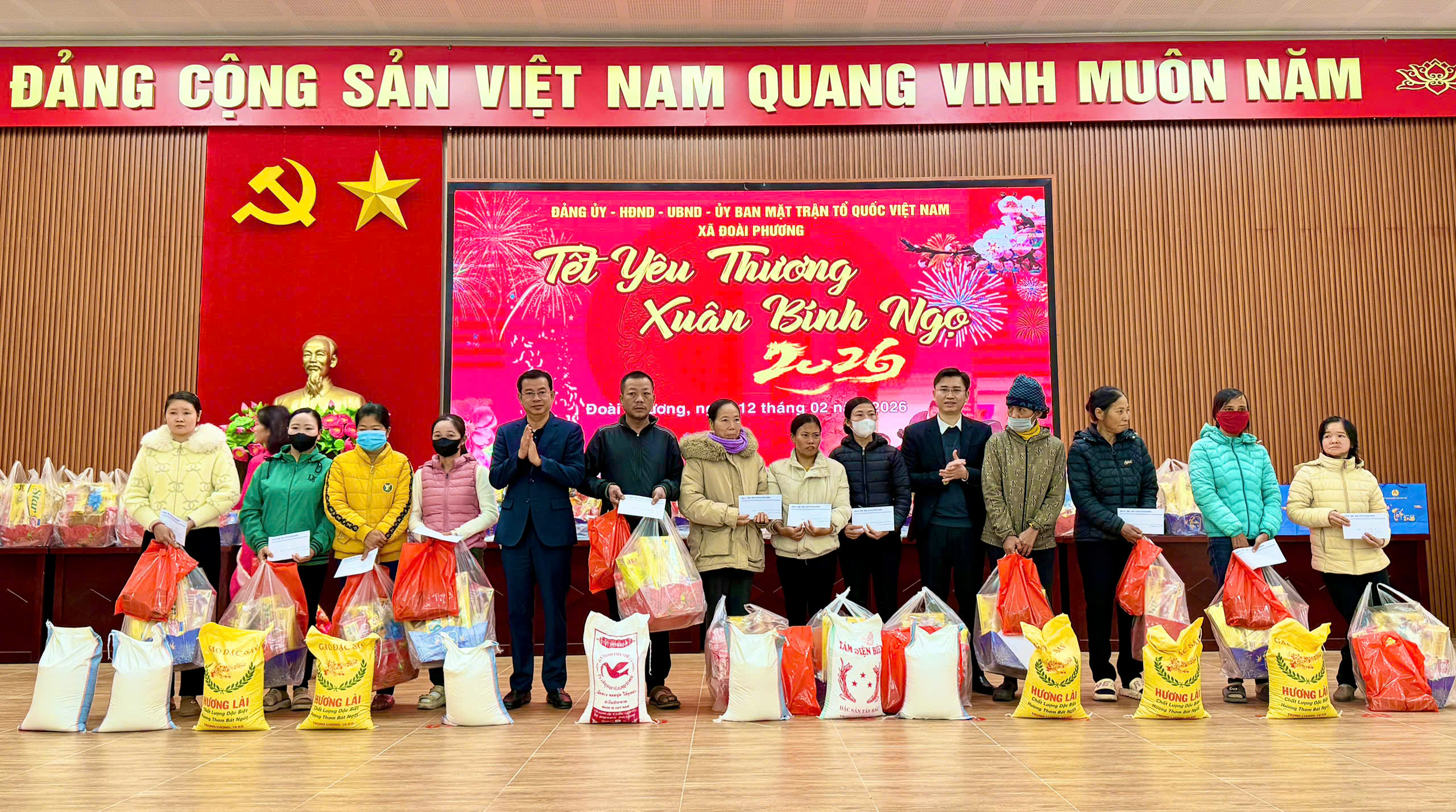  Lan tỏa yêu thương, trao hơn 900 suất quà dịp Xuân Bính Ngọ 2026 - ảnh 7