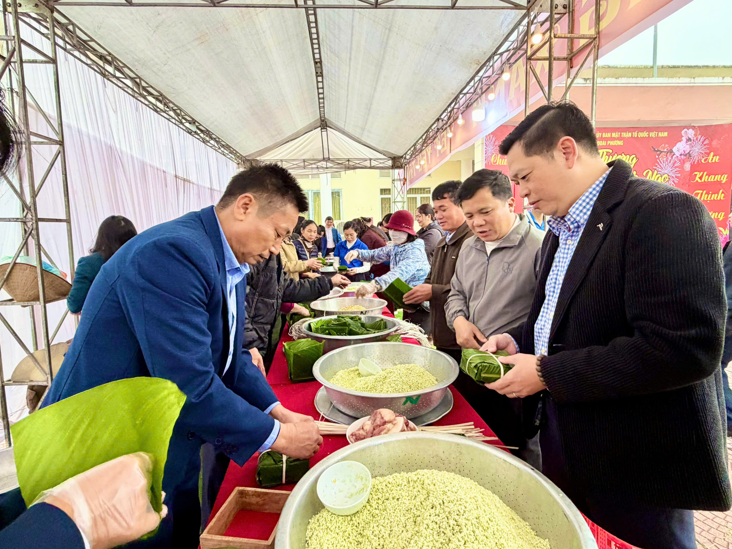  Lan tỏa yêu thương, trao hơn 900 suất quà dịp Xuân Bính Ngọ 2026 - ảnh 15