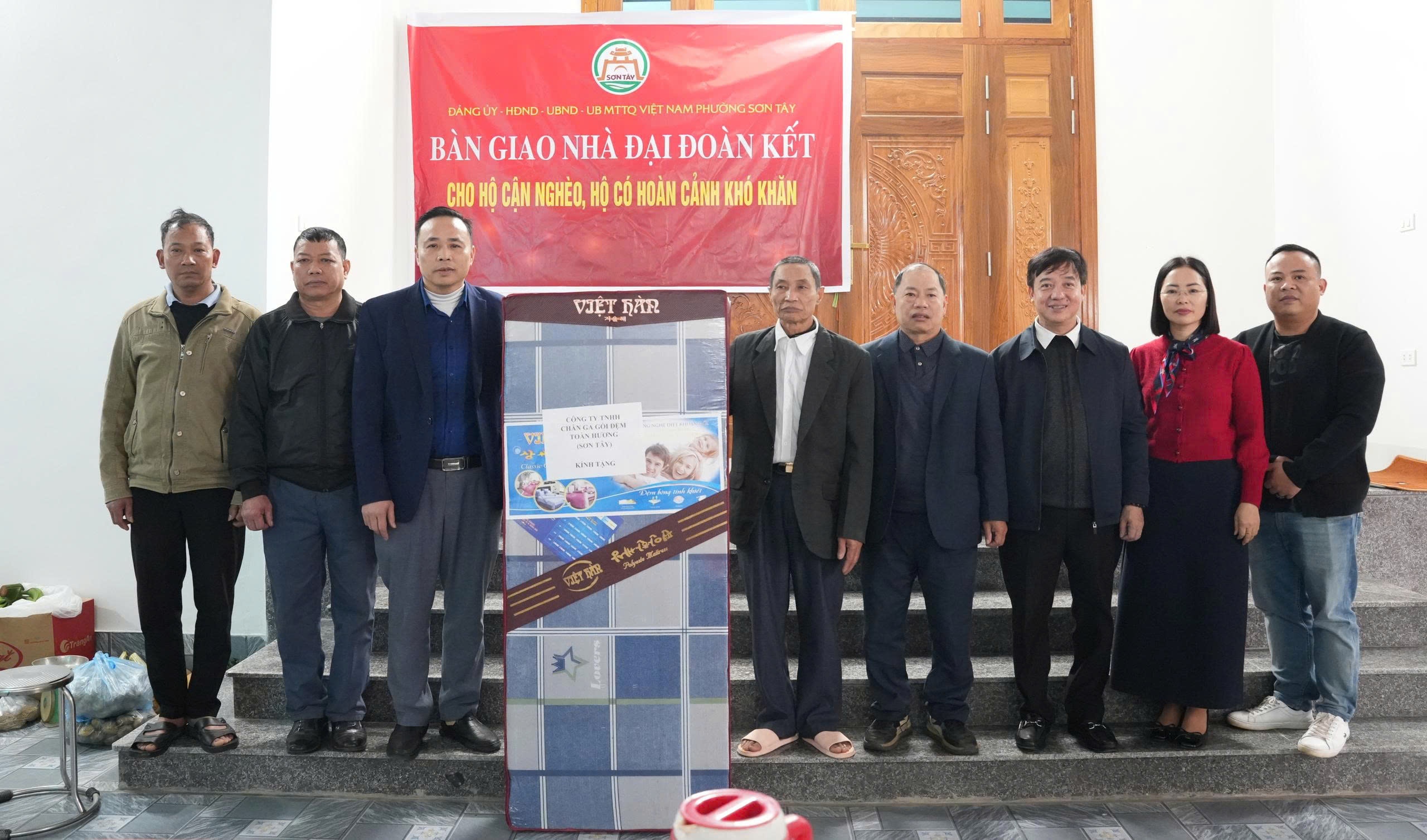 Phường Sơn Tây bàn giao 7 Nhà Đại đoàn kết - ảnh 5