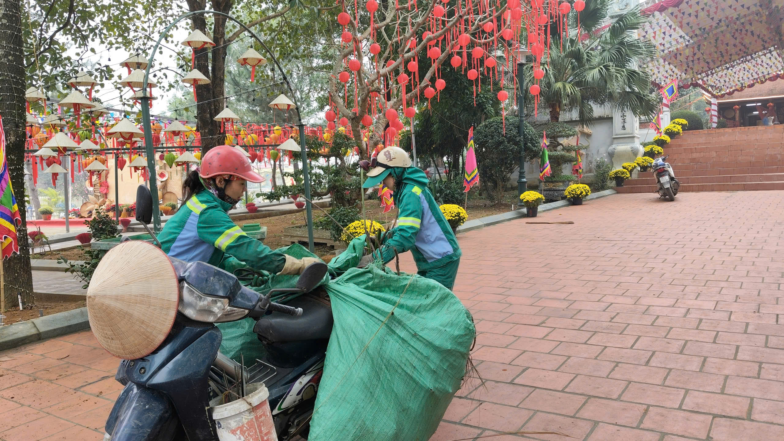 Mùng 7 đầu xuân về Đoài Phương trẩy hội Đền Măng Sơn  - ảnh 11