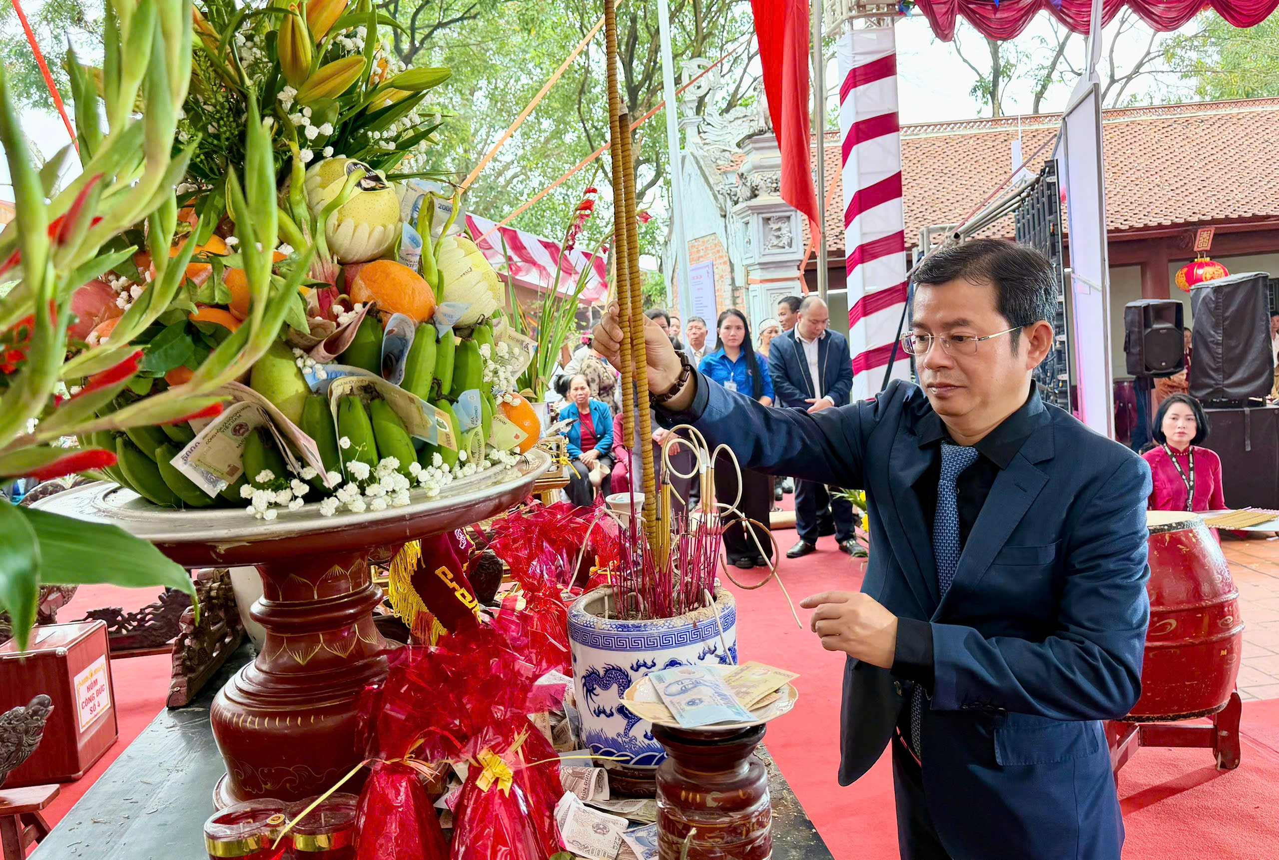 Khai mạc Lễ hội truyền thống Đền Măng Sơn, xã Đoài Phương - ảnh 4