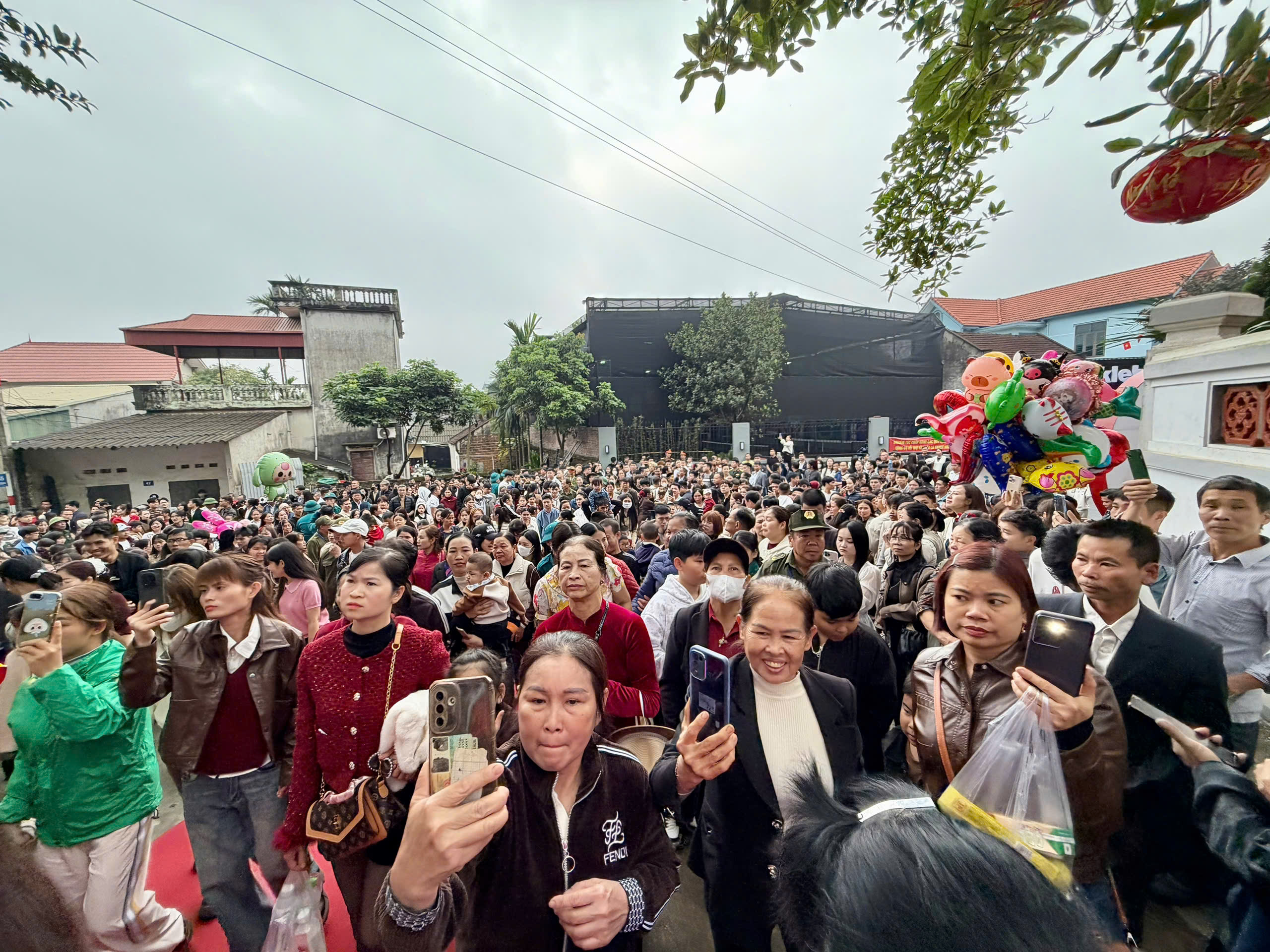 Khai mạc Lễ hội truyền thống Đền Măng Sơn, xã Đoài Phương - ảnh 16