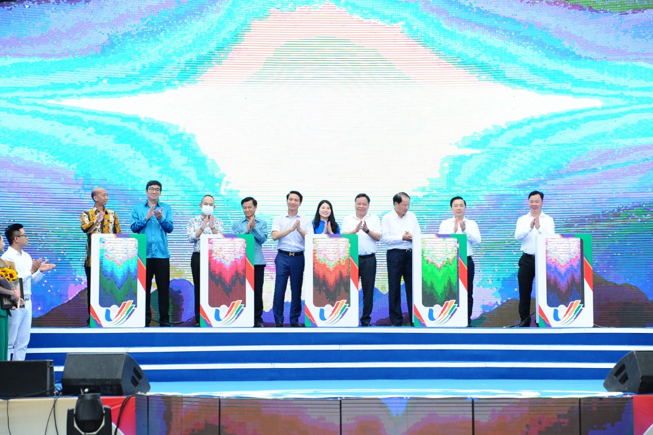 Cánh cửa kết nối thanh niên các nước khu vực - ảnh 1