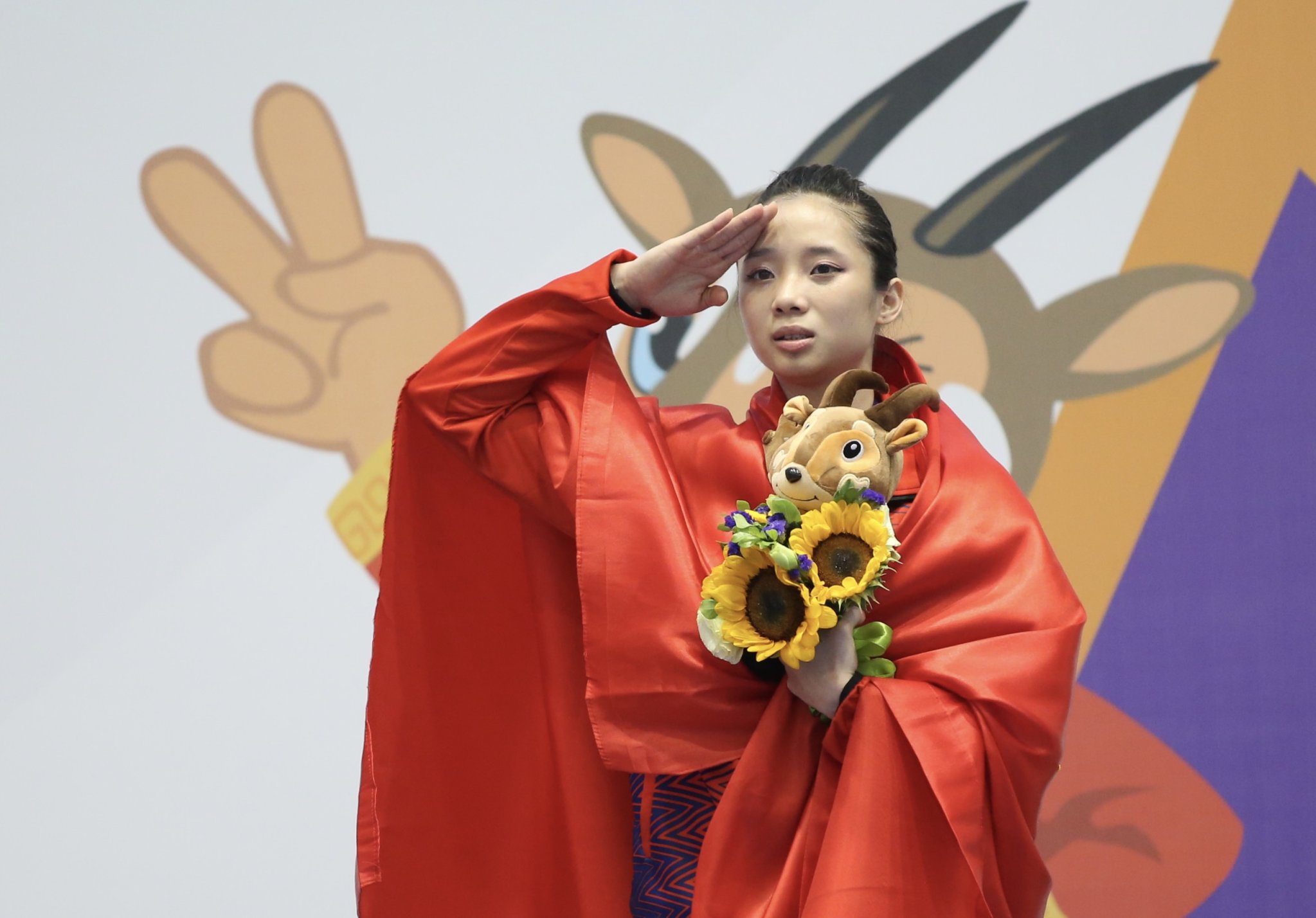 Việt Nam khởi đầu ấn tượng tại SEA Games 31 - ảnh 1