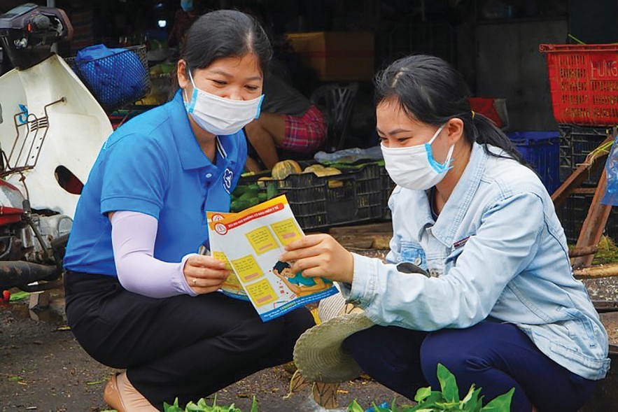 Người cao tuổi đứng trước nguy cơ khó khăn về an sinh xã hội - ảnh 1