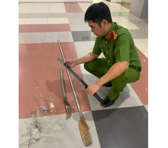Thường Tín: Khởi tố nhóm thanh niên hỗ chiến trong đêm - ảnh 2