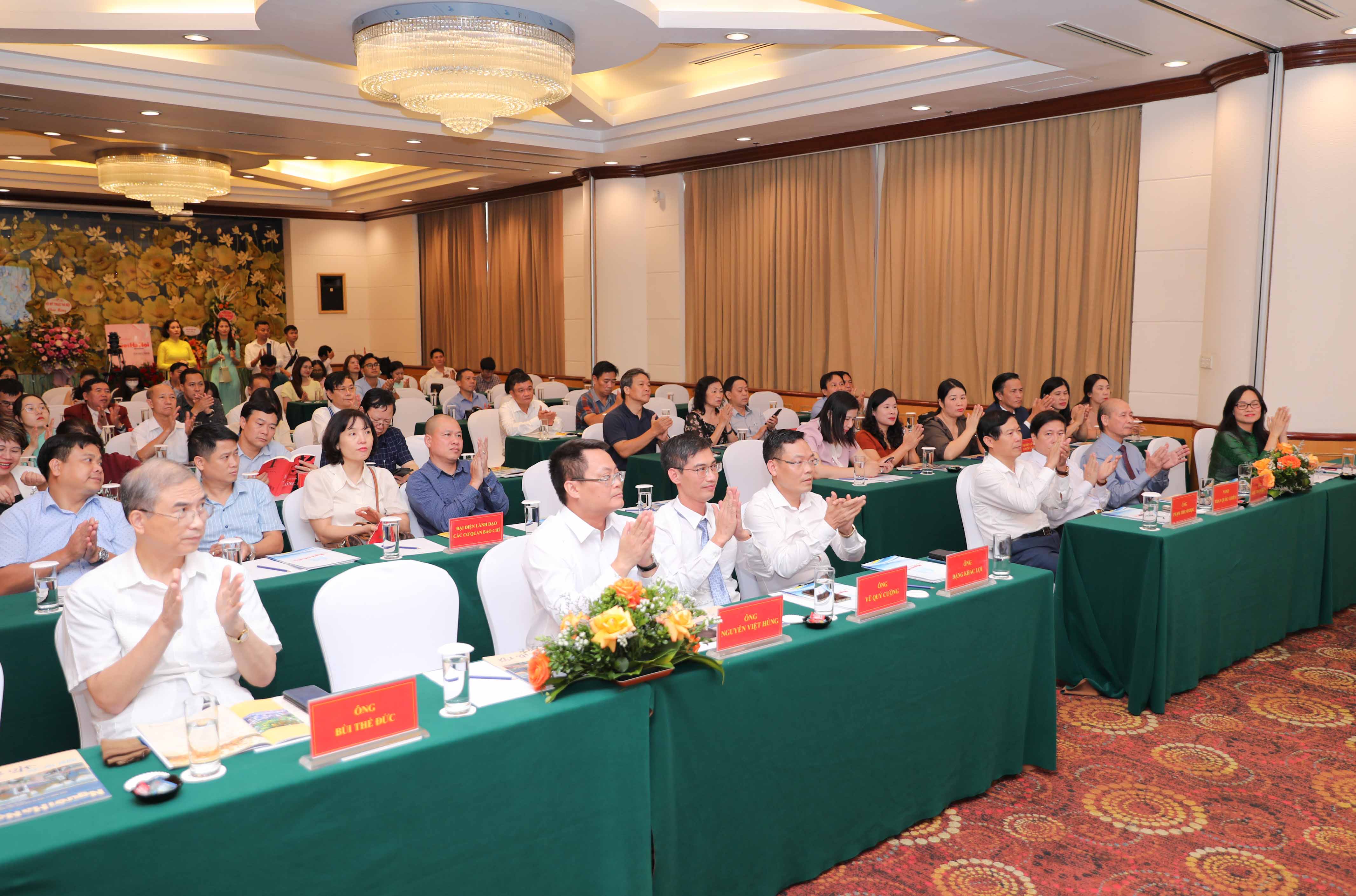 Ra mắt Tạp chí điện tử Người Hà Nội và phát động cuộc thi viết “Hà Nội & Tôi” - ảnh 1