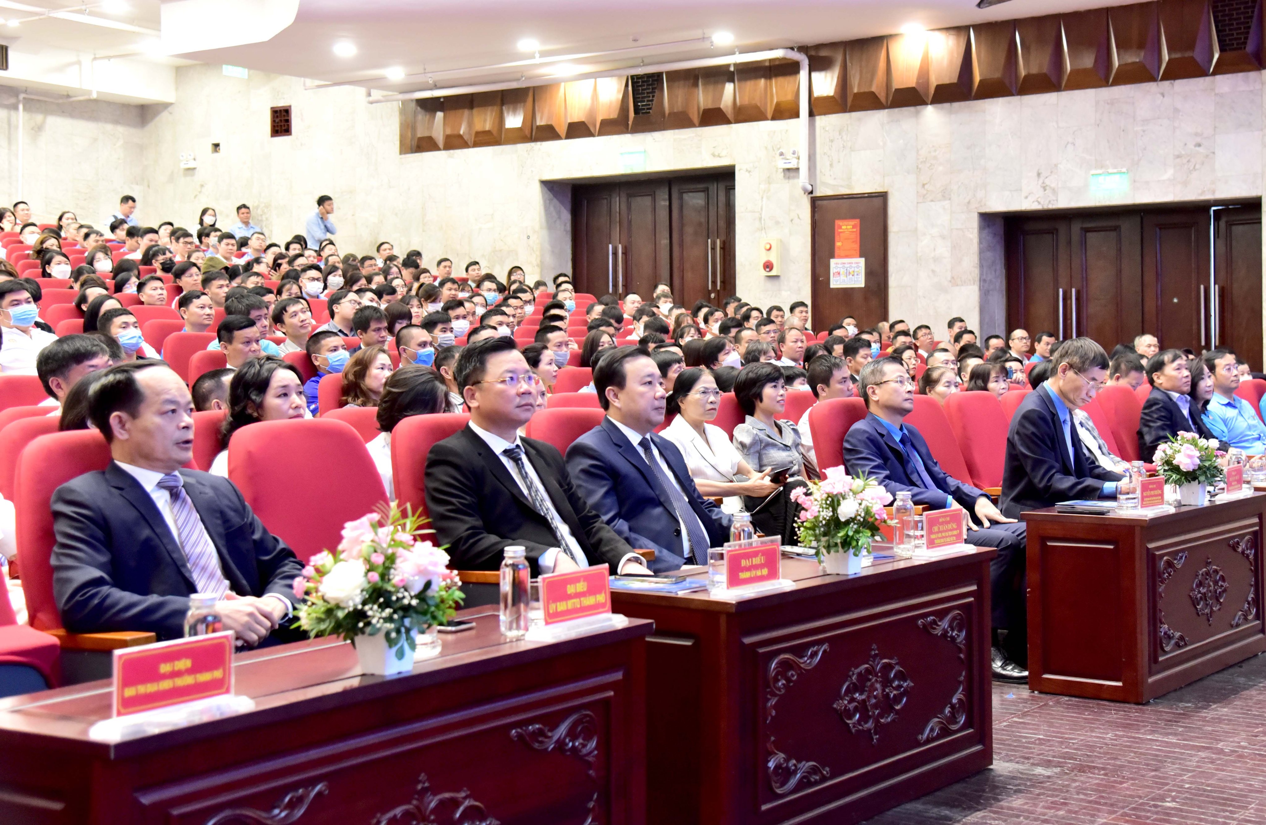 Liên đoàn Lao động TP Hà Nội: Biểu dương100 gương công nhân, viên chức, lao động sáng kiến, sáng tạo - ảnh 2