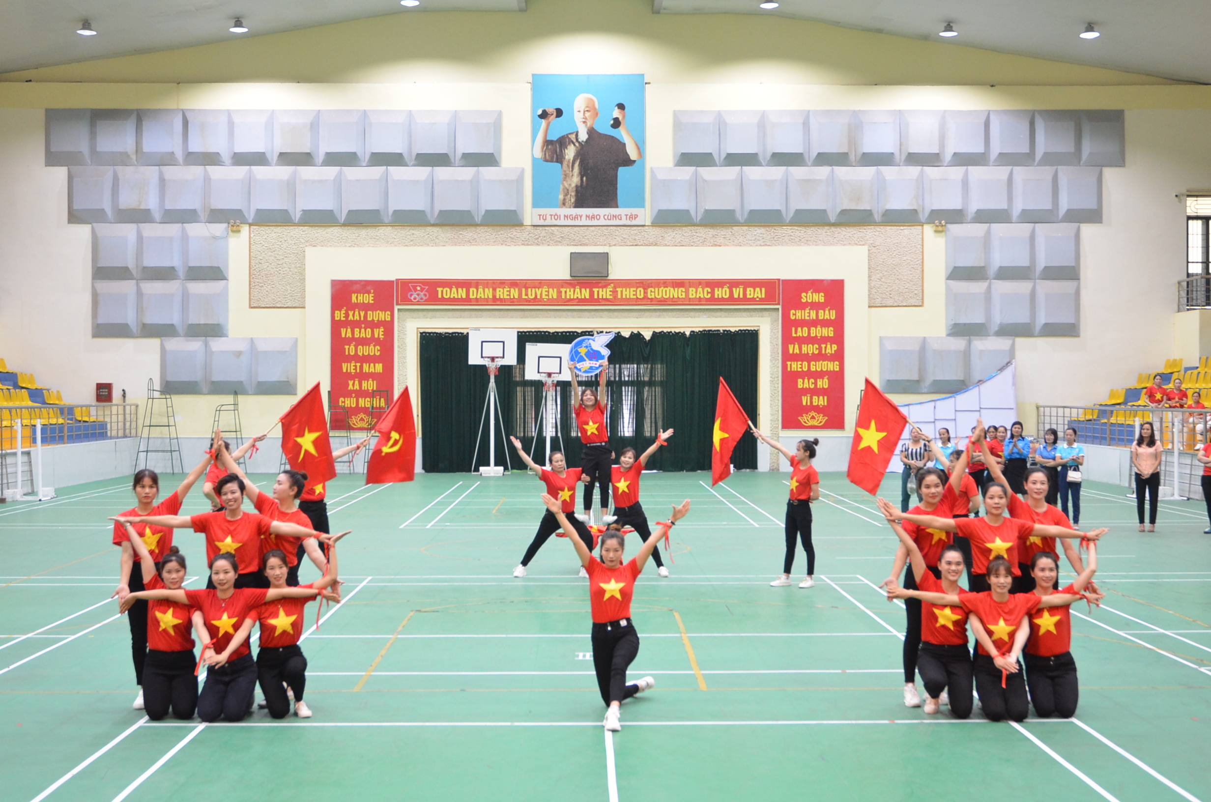 Sôi động chương trình “Ngày hội sáng tạo – Hội khỏe phụ nữ” huyện Đan Phượng - ảnh 10