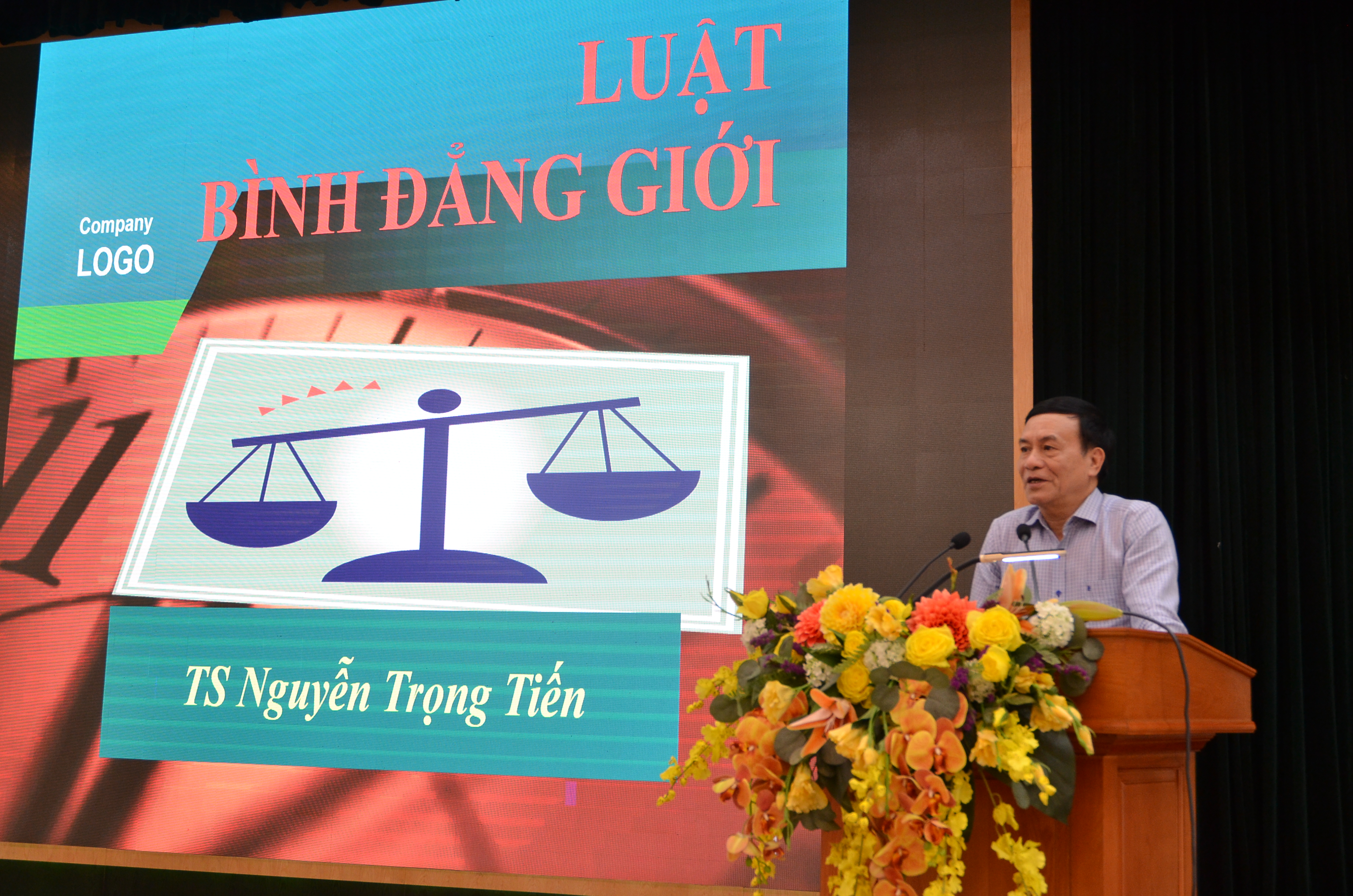 Hội LHPN quận Hoàn Kiếm: Tổ chức tập huấn các văn bản pháp luật về bình đẳng giới - ảnh 3