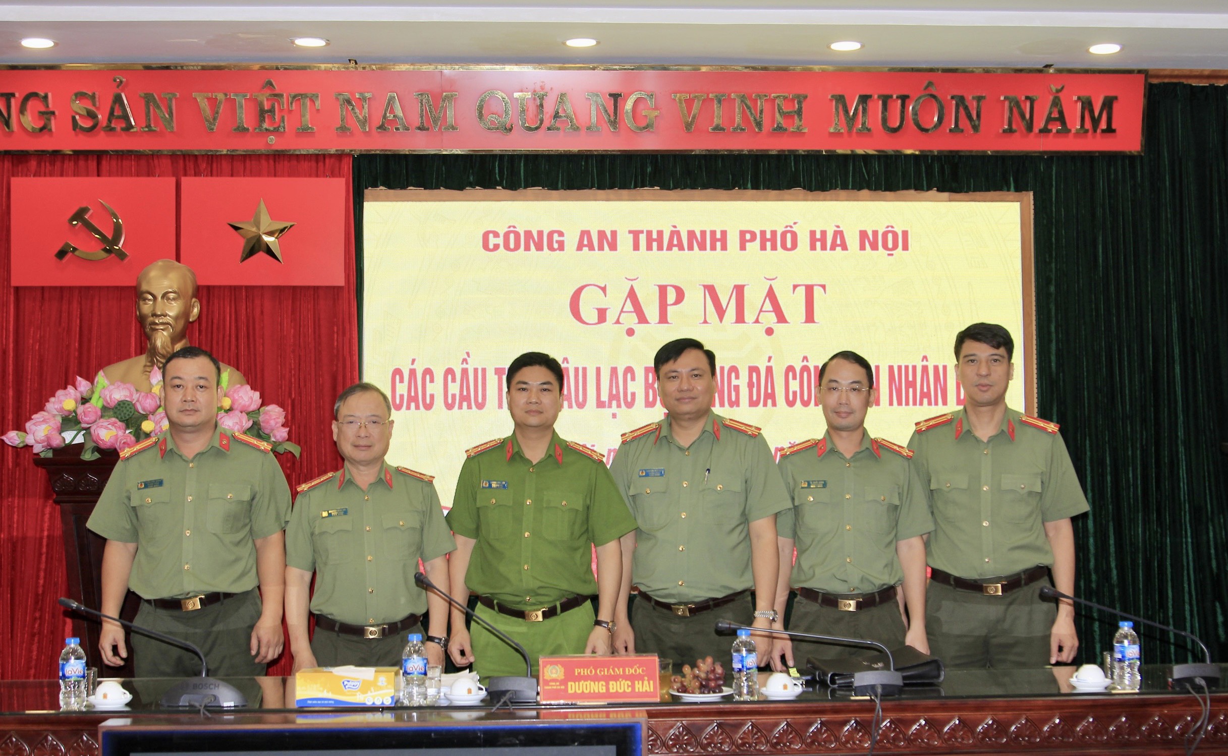 Tiếp nối truyền thống tượng đài của bóng đá Việt Nam - ảnh 4