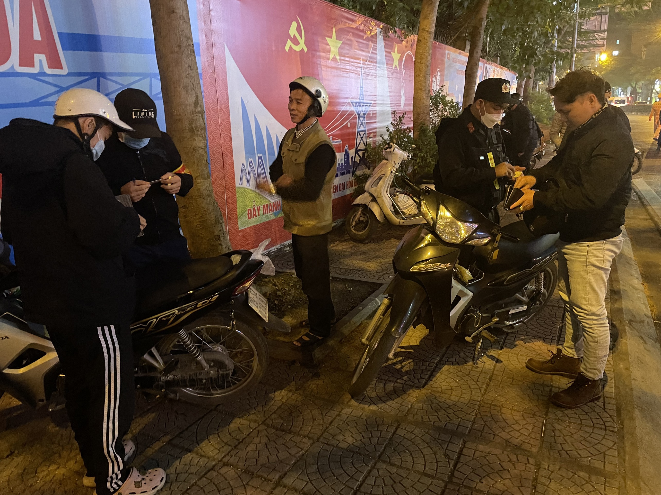 Quyết liệt xử lý, đấu tranh phòng chống tội phạm đảm bảo trật tự an toàn giao thông - ảnh 2