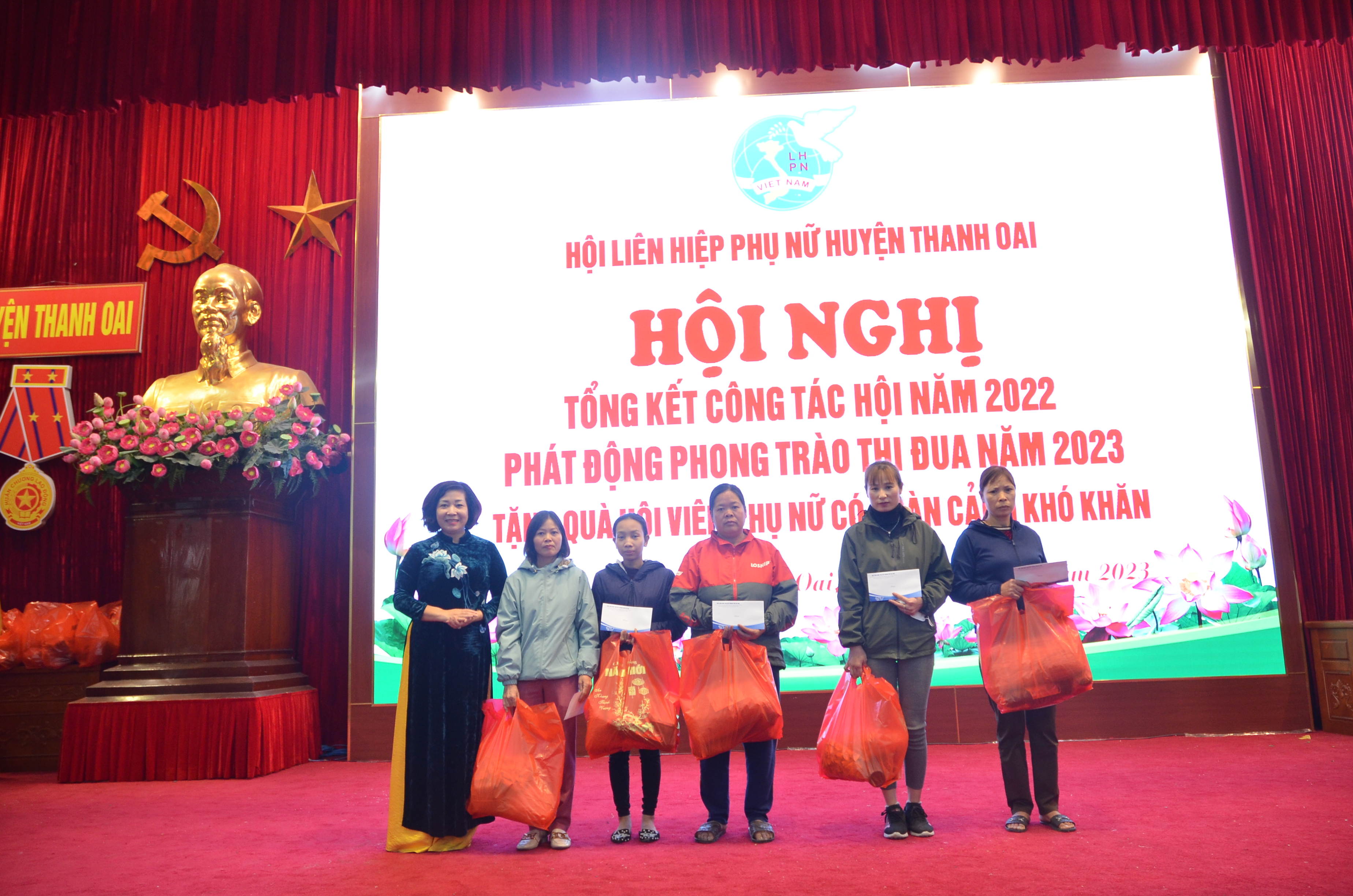 Hội LHPN Thanh Oai tập trung xây dựng cơ sở Hội vững mạnh - ảnh 5
