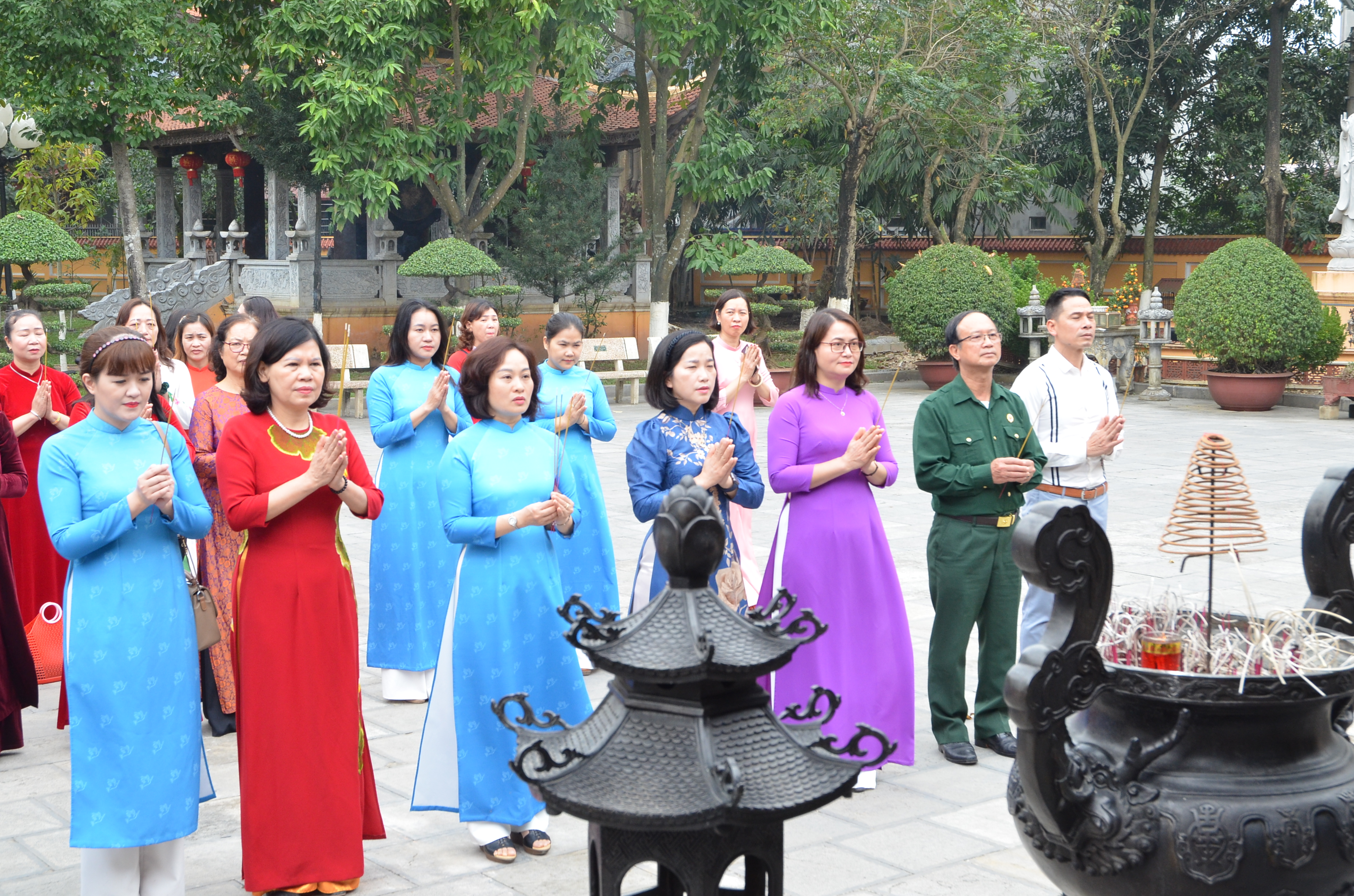 Thanh Trì: Phát động Tết trồng cây “Nhớ ơn Bác Hồ, Phụ nữ vun trồng tương lai” Xuân Quý Mão 2023 - ảnh 5