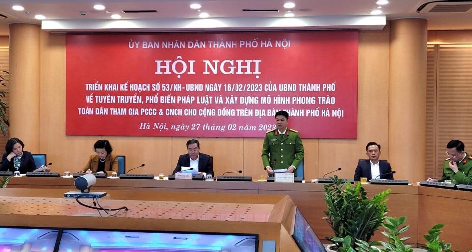 Hà Nội: Vận động 100% hộ gia đình trang bị các phương tiện chữa cháy, cứu nạn cứu hộ - ảnh 1