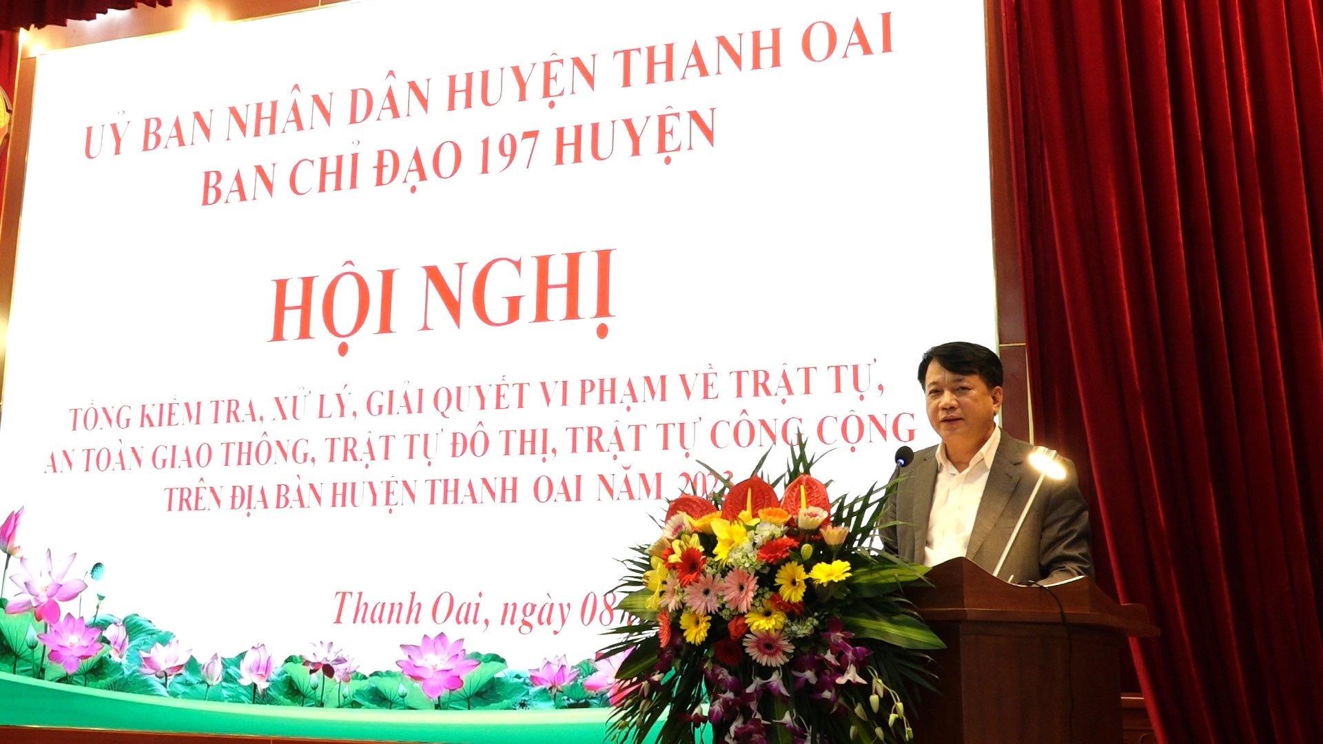 Thanh Oai quyết liệt ra quân xử lý vi phạm trật tự an toàn giao thông, đô thị - ảnh 2