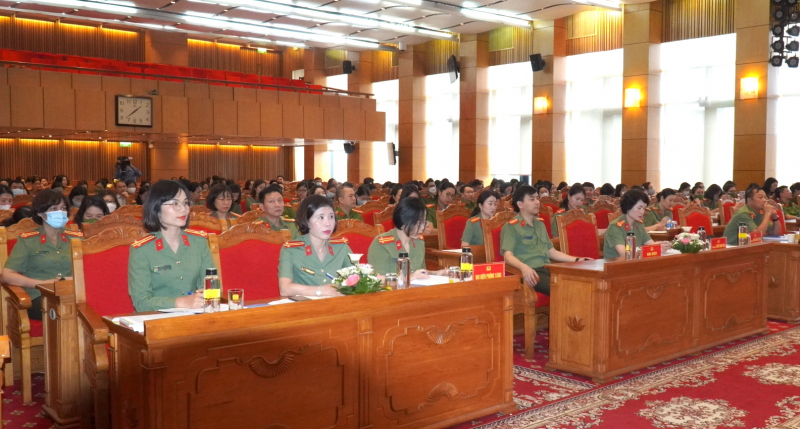 Xây dựng lực lượng Công an nhân dân thật sự trong sạch, vững mạnh - ảnh 2