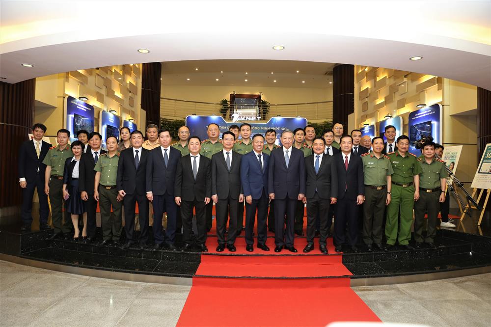 Bộ Công an và Tập đoàn Bưu chính Viễn thông Việt Nam ký kết thỏa thuận hợp tác - ảnh 1