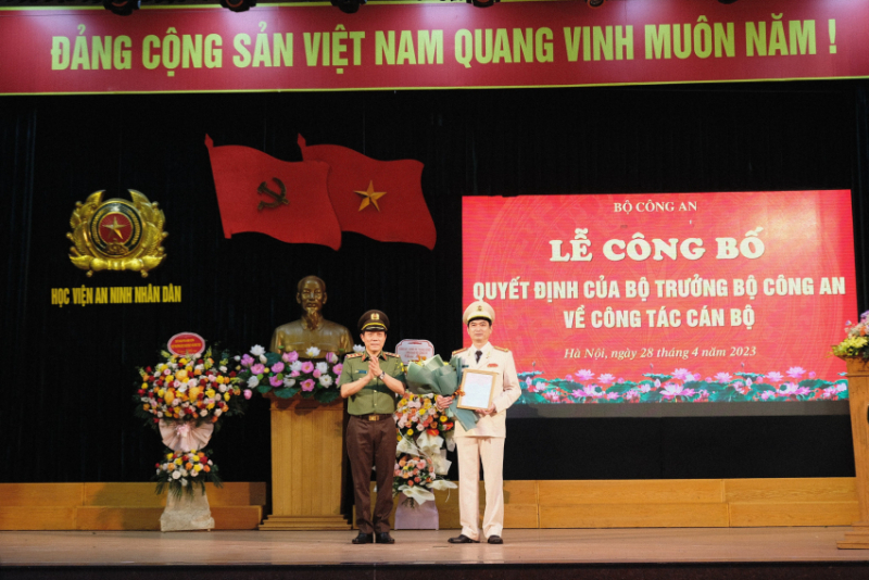 Đại tá, PGS.TS Trịnh Ngọc Quyên giữ chức Giám đốc Học viện An ninh nhân dân - ảnh 3