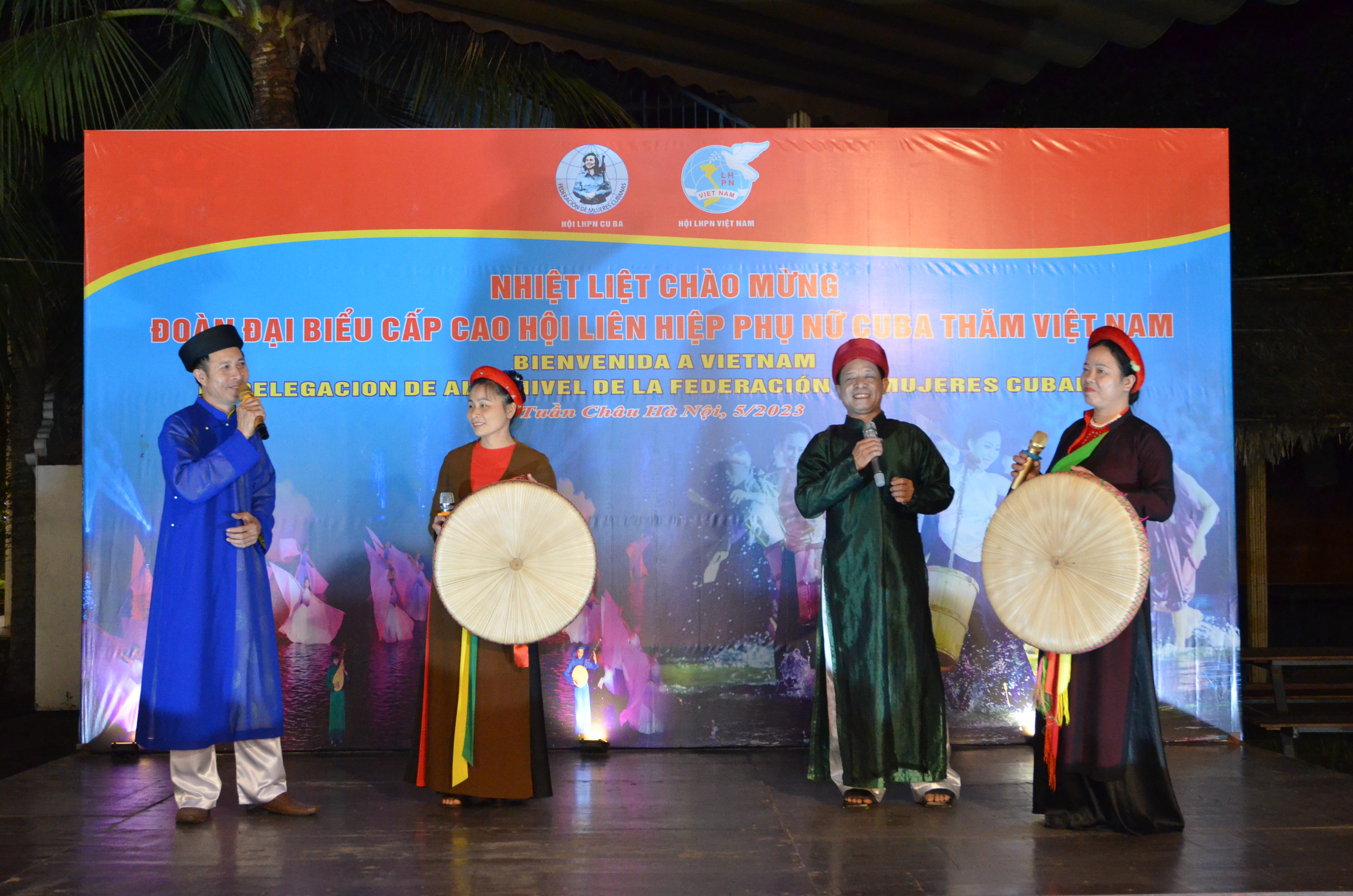 Hội LHPN Hà Nội đón tiếp trọng thị Đoàn đại biểu cấp cao Hội LHPN Cu Ba  - ảnh 2